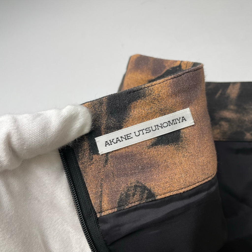 AKANE UTSUNOMIYA / フラワーパターンロングスカート 参考定価：49,000+tax SIZE:38