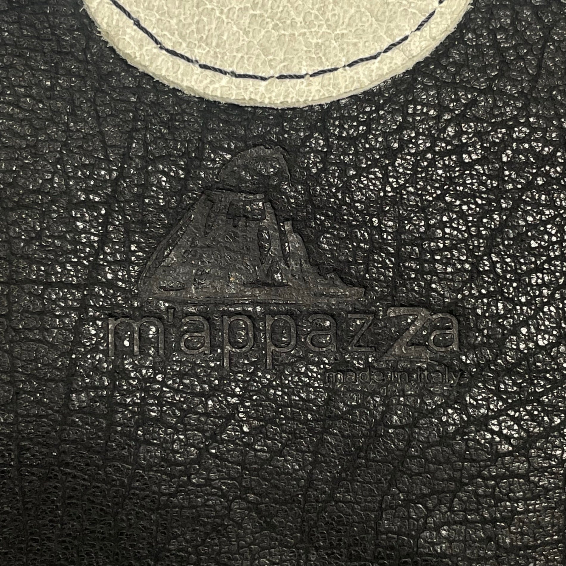 m'appazza イタリアデザイナーズ / シュリンクレザー ショルダーバッグ MADE IN ITALY 参考定価：100,000程度