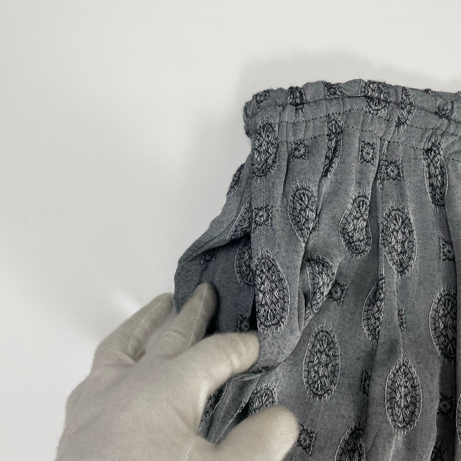 needles ニードルズ / レーヨンシルクH.D.Pant 参考定価：35,000程度 SIZE:2