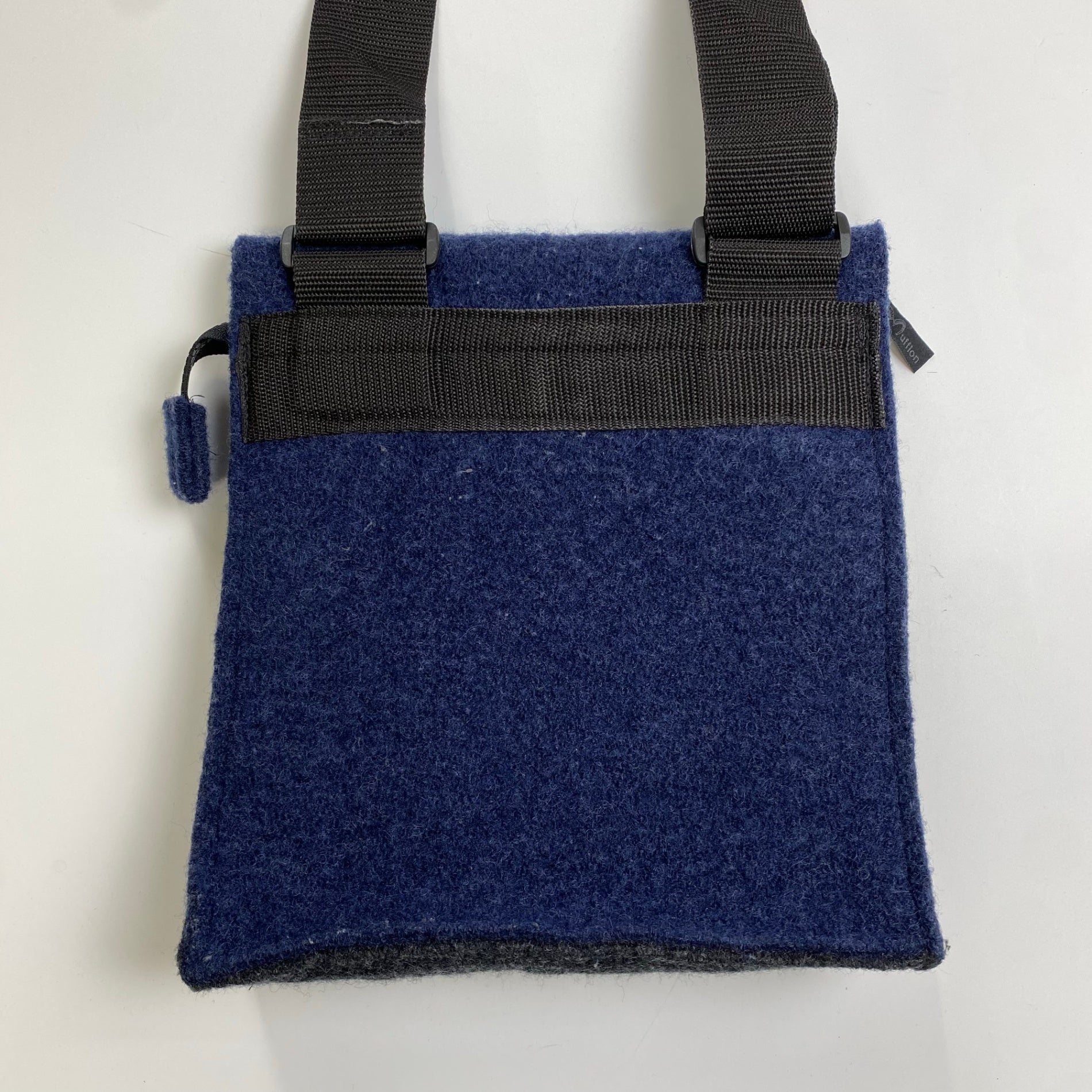 Mufflon マフロン / ショルダーバッグ フェルト 参考定価：20,000程度