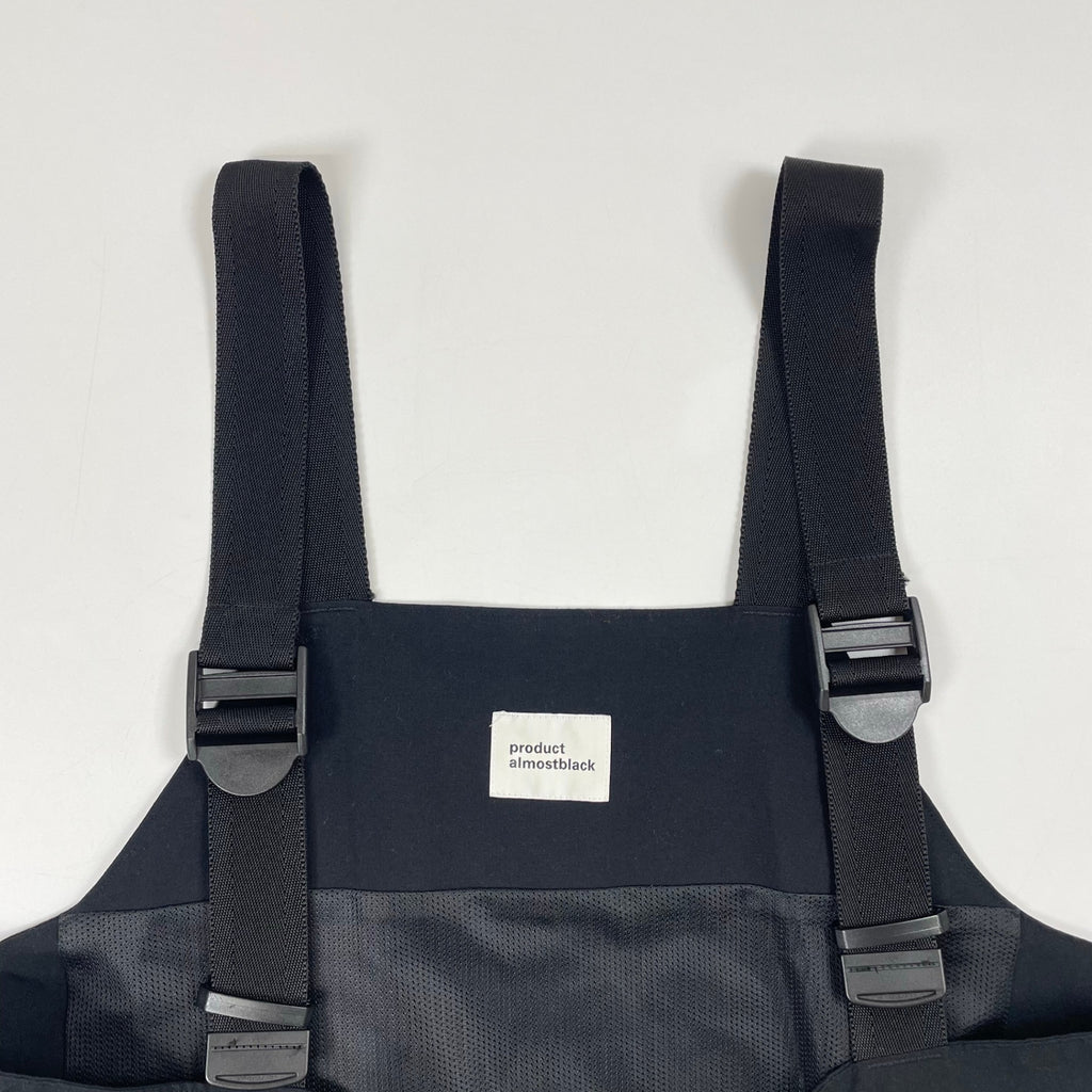 product ALMOST BLACK / ミニマルユーティリティベスト 参考定価：42,000程度 SIZE:1