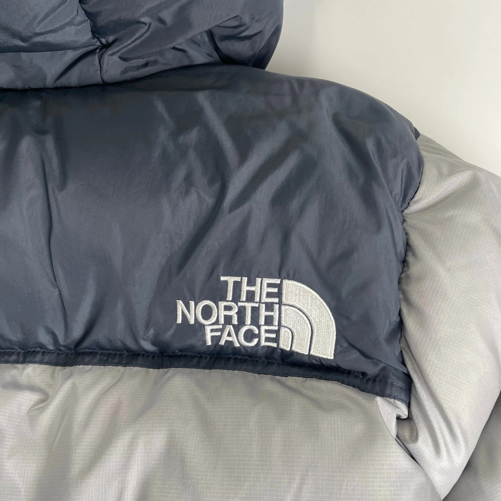THE NORTH FACE ザ ノースフェイス / NUPTSE HOODIE ヌプシフーディ ND92232R 参考定価：36,000+tax SIZE：M