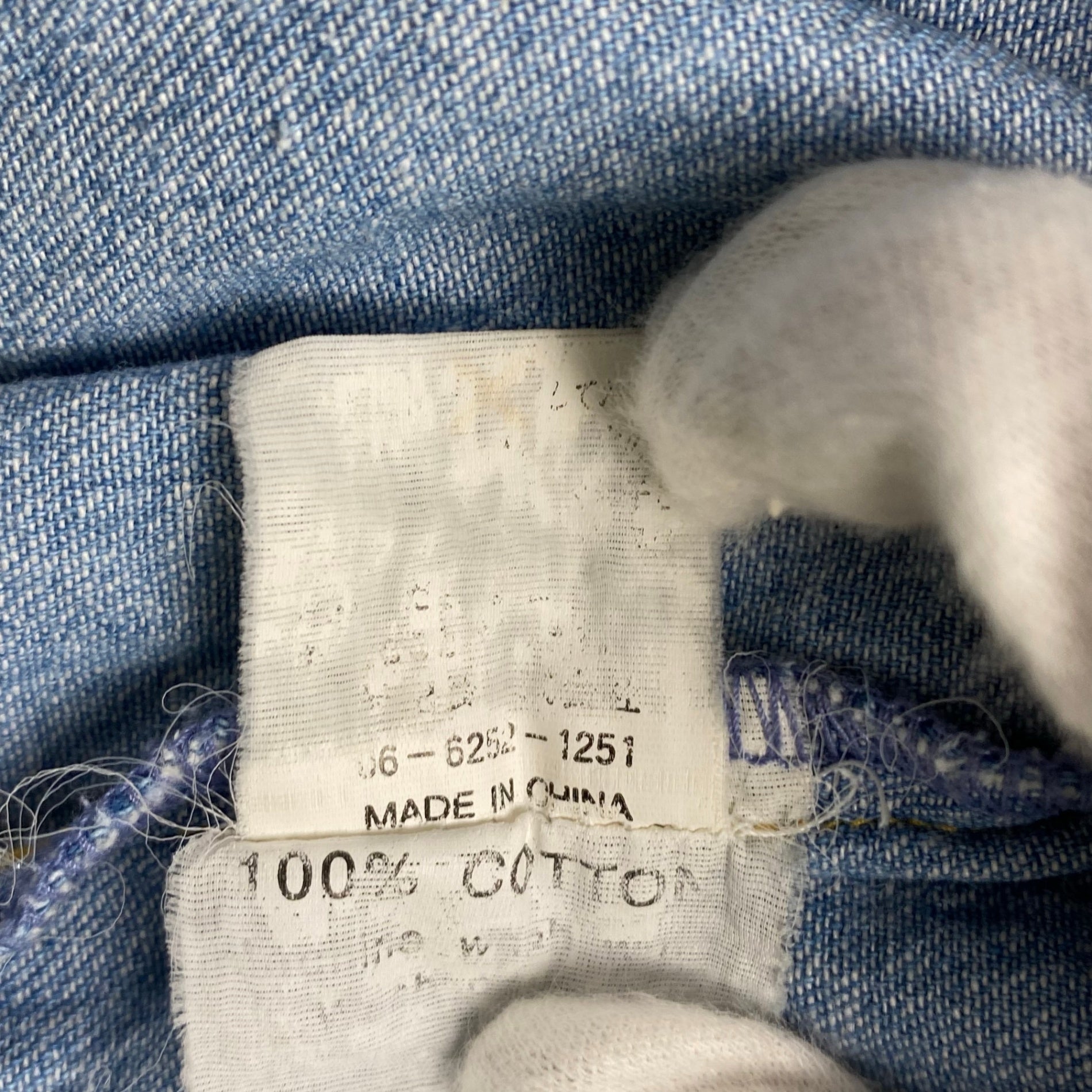 90年代 MICKEY UNLIMITED ディズニー ミッキー / ミッキープリント デニムシャツ ユニセックス SIZE：L