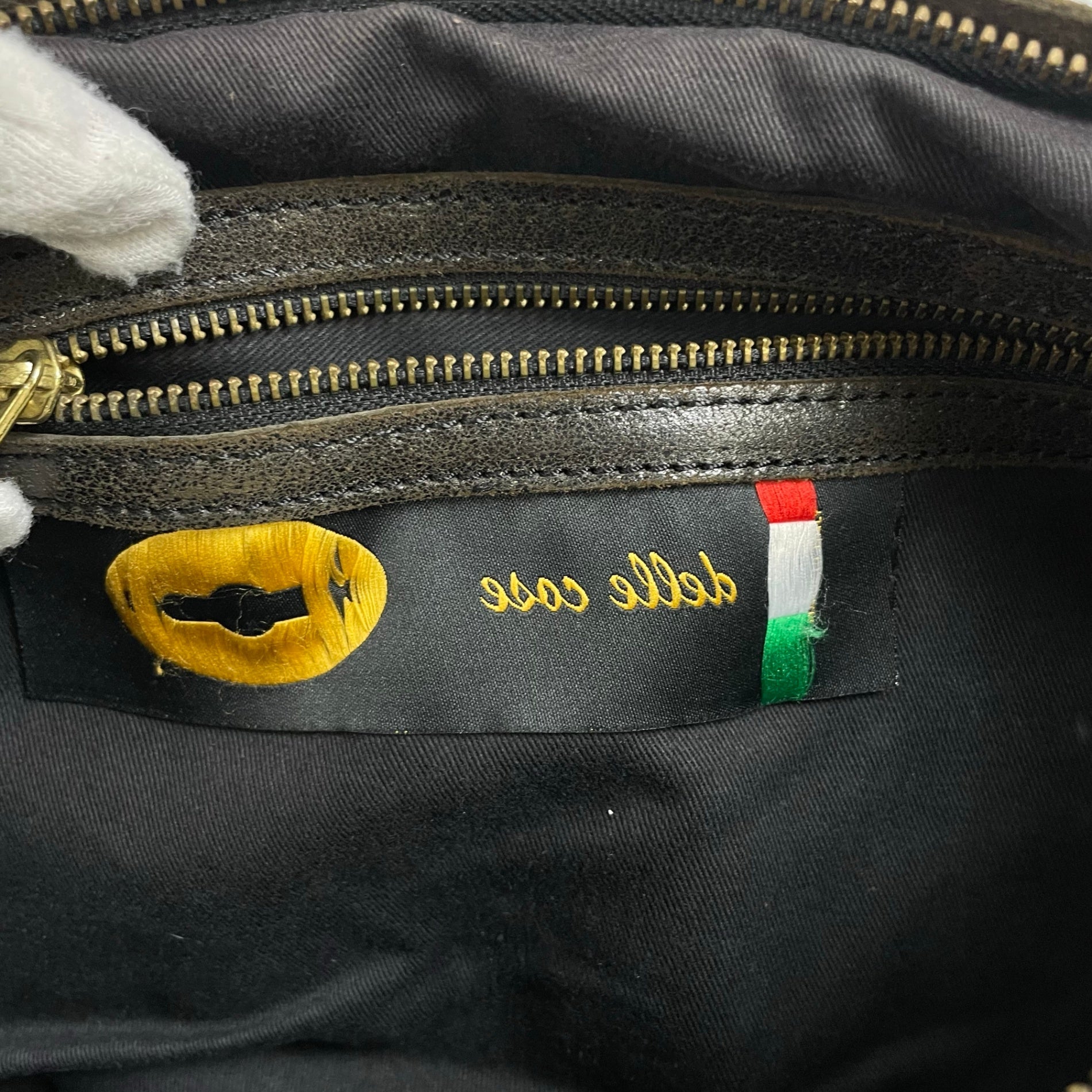 delle cose デレコーゼ / 2サイド レザーメッセンジャーバッグ 参考定価：100,000程度