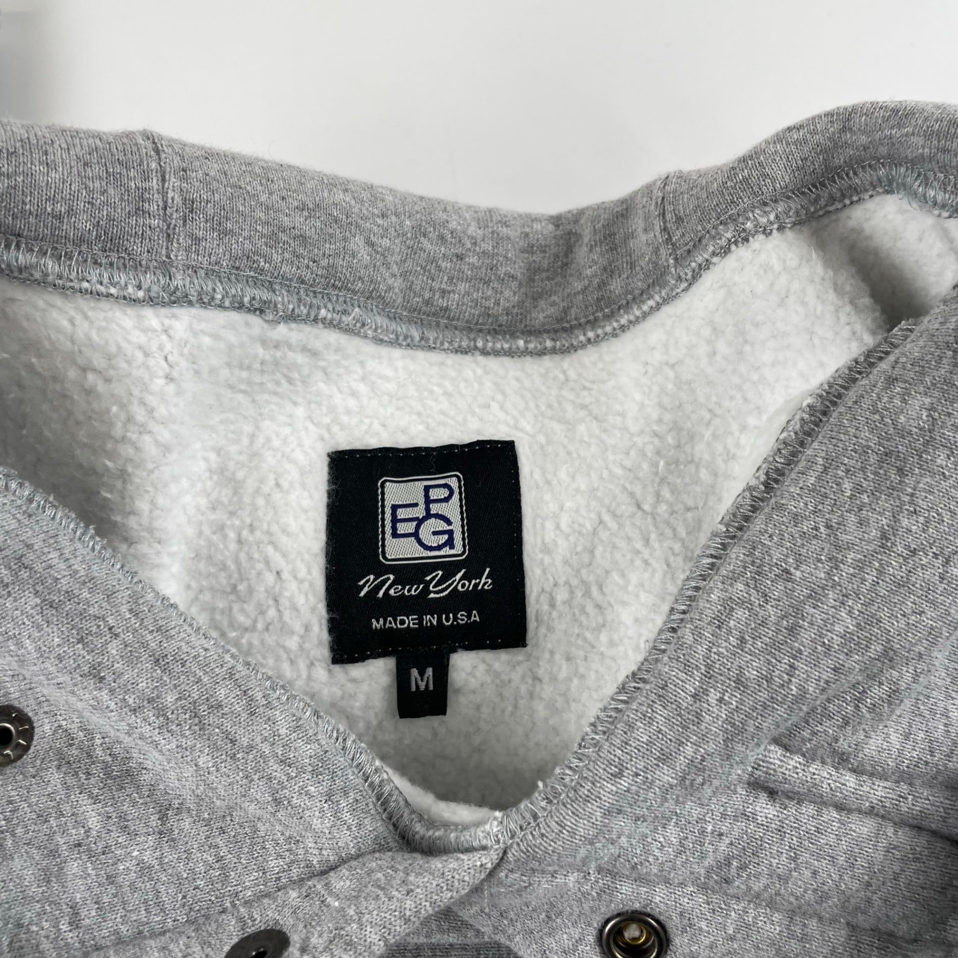 PEG ENGINEERED GARMENTS × BEAMS PLUS エンジニアド ガーメンツ ビームスプラス / SWEAT HOODIE グレー タグ付 参考定価：39,000+tax  SIZE:M