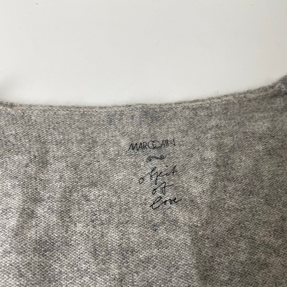 MARCCAIN / ピュアカシミヤトッパーカーディガン 参考定価：65,000程度 SIZE:N3(L程度)