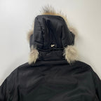 PRADA プラダ / RE- NYLON ダウンコート コヨーテファー ロップイヤー 参考定価：400,000程度 SIZE:M