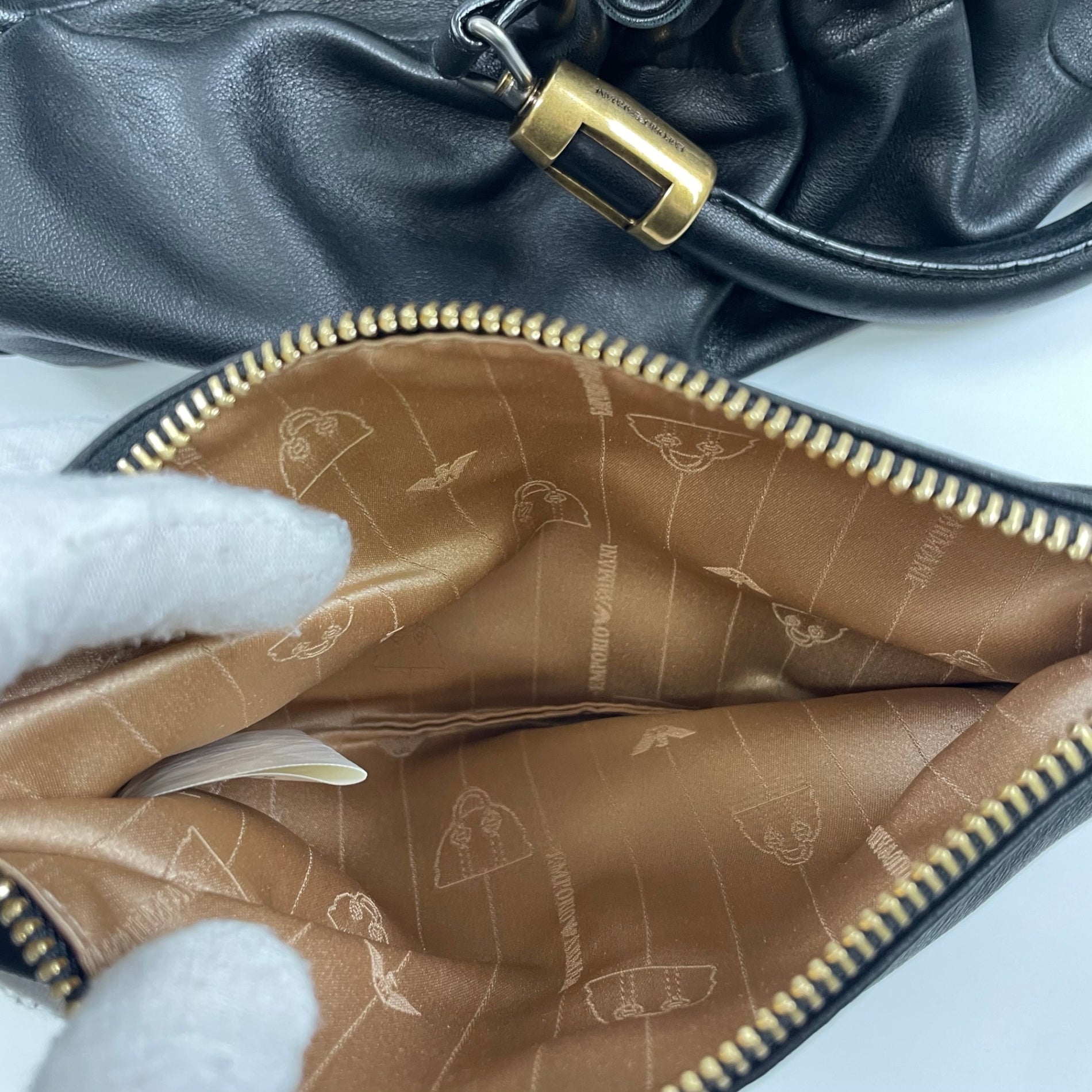 EMPORIO ARMANI / レザーボールハンドバッグ 参考定価：120,000程度