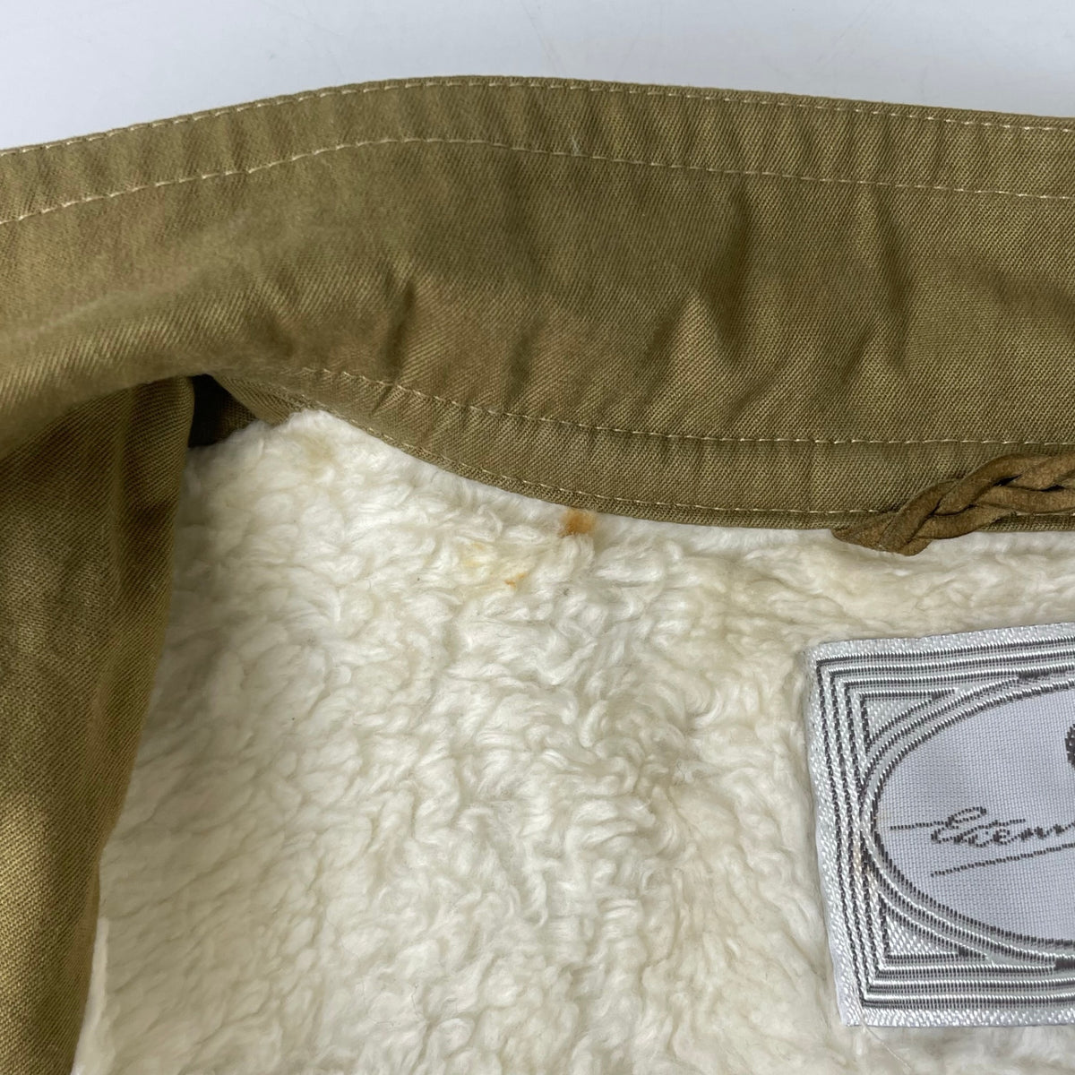 ETIENNE AIGNER / ユーロヴィンテージカップショルダーコート 参考定価：120,000程度 SIZE:42