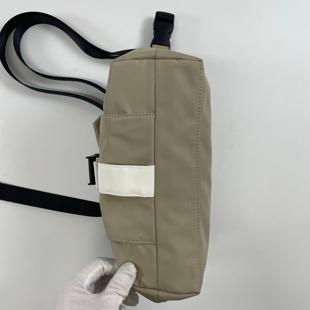 A.P.C. / Trek ショルダーバッグ 美品 参考定価：35,000+tax