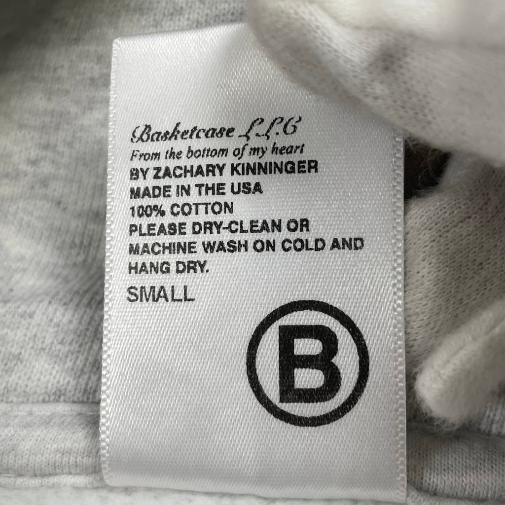 Basketcase gallery バスケットケース ギャラリー / Born To Expire 人体フーディ 短丈 参考定価：35,000程度 SIZE：S