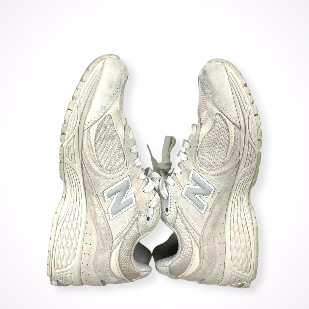 New Balance / 2002Rスニーカー 参考定価：20,000+tax SIZE:23cm