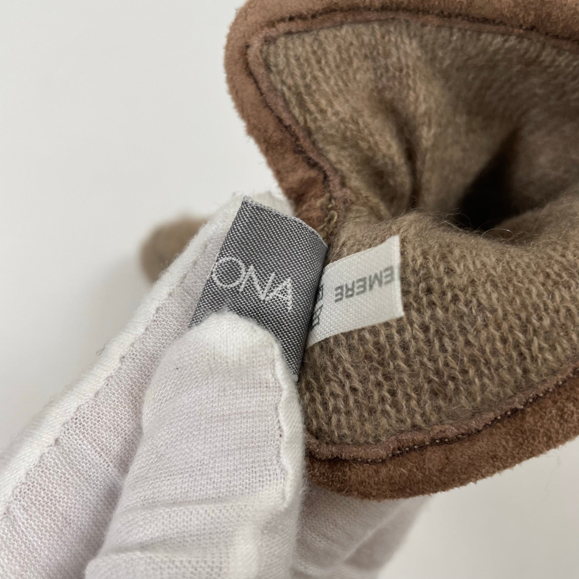 AGNONA / カシミヤニットグローブ 手袋 参考定価：65,000程度