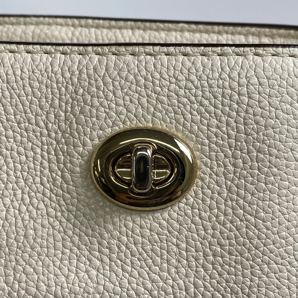 COACH コーチ / ターンロック チェーントートバッグ 本革 ブランドロゴプレート付