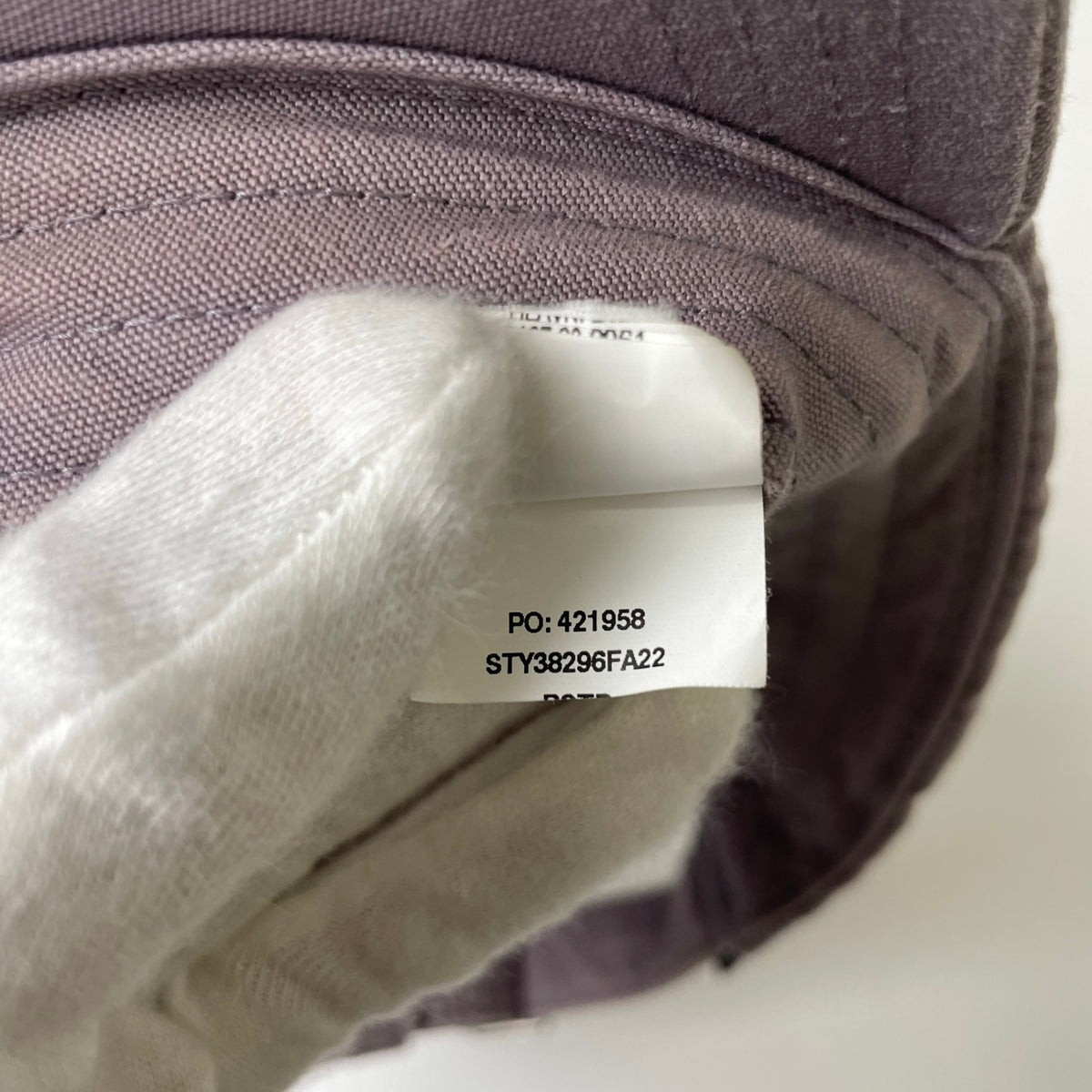 patagonia / P-6ラベルキャップ グレーパープル