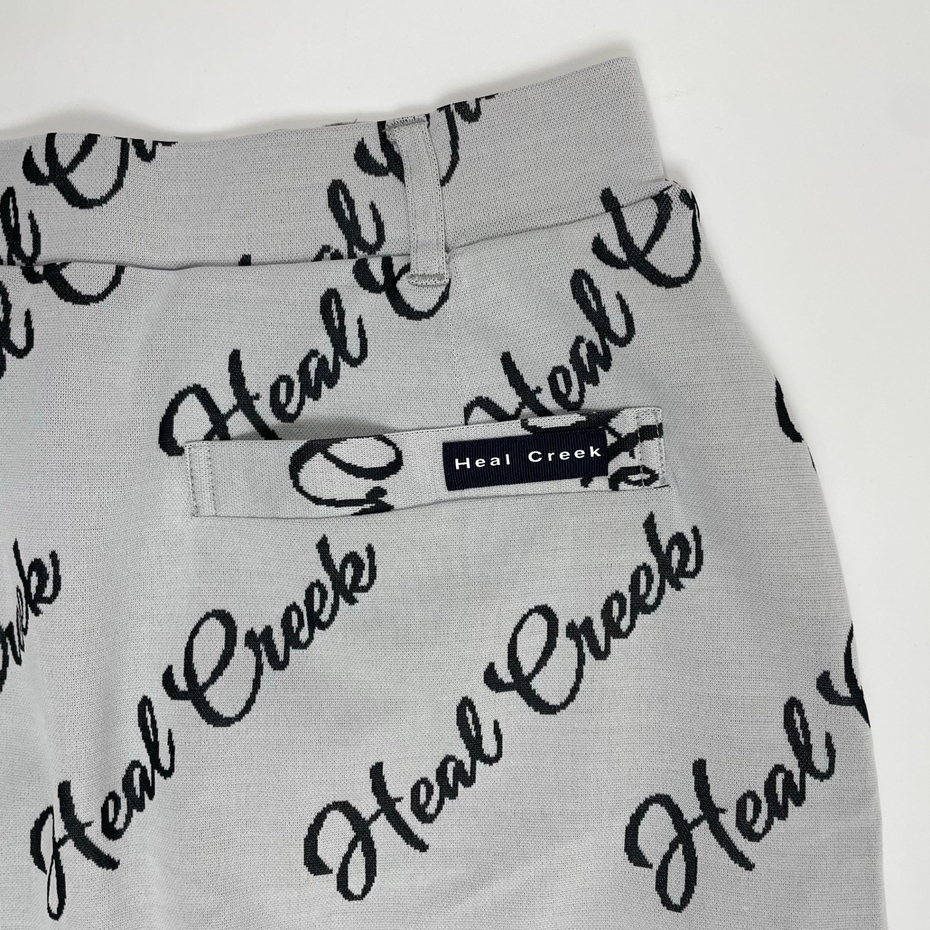 Heal Creek ヒールクリーク / ゴルフセットアップ 青木 瀬令奈 参考定価：35,000程度 SIZE:42