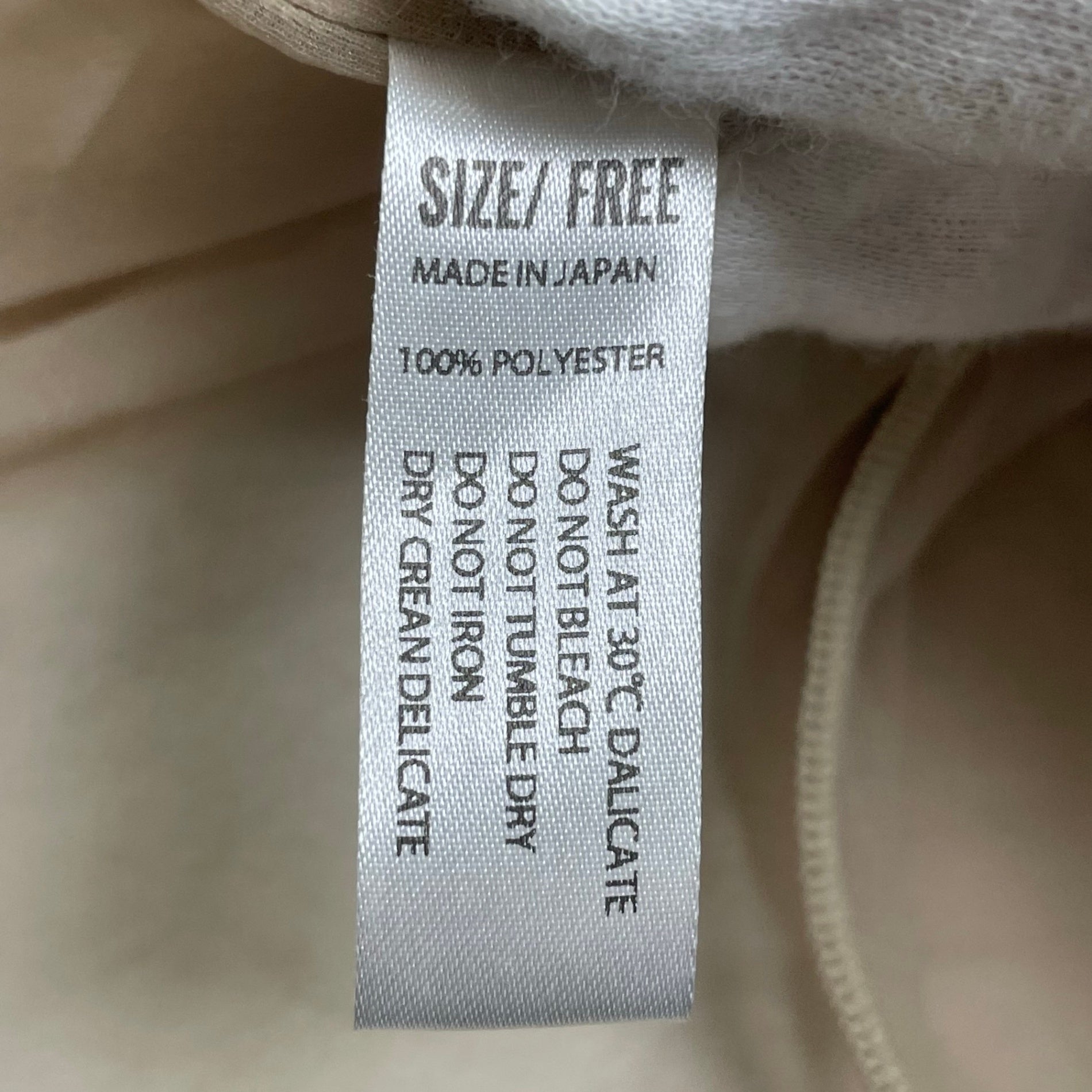 DECO depuis 1985 デコ デュピュイ 1985 / シアーカットソー MADE IN JAPAN 参考定価：22,000+tax SIZE:FREE