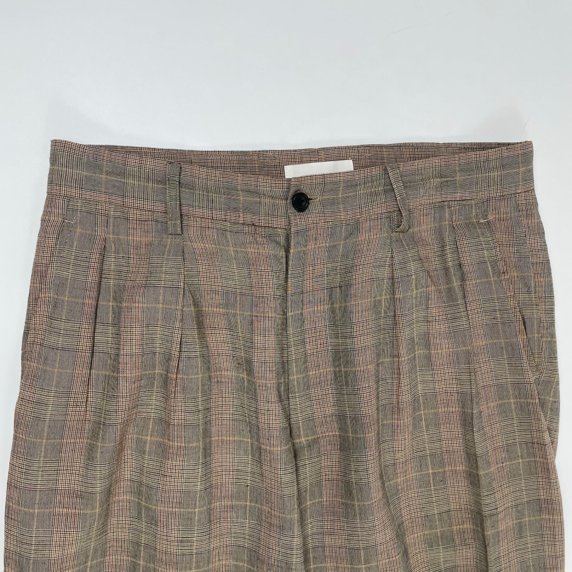 WELLDER　Two Tuck Wide Trousers WELLDER / Two Tuck Wide Trousers 参考定価：26,000+tax SIZE：3