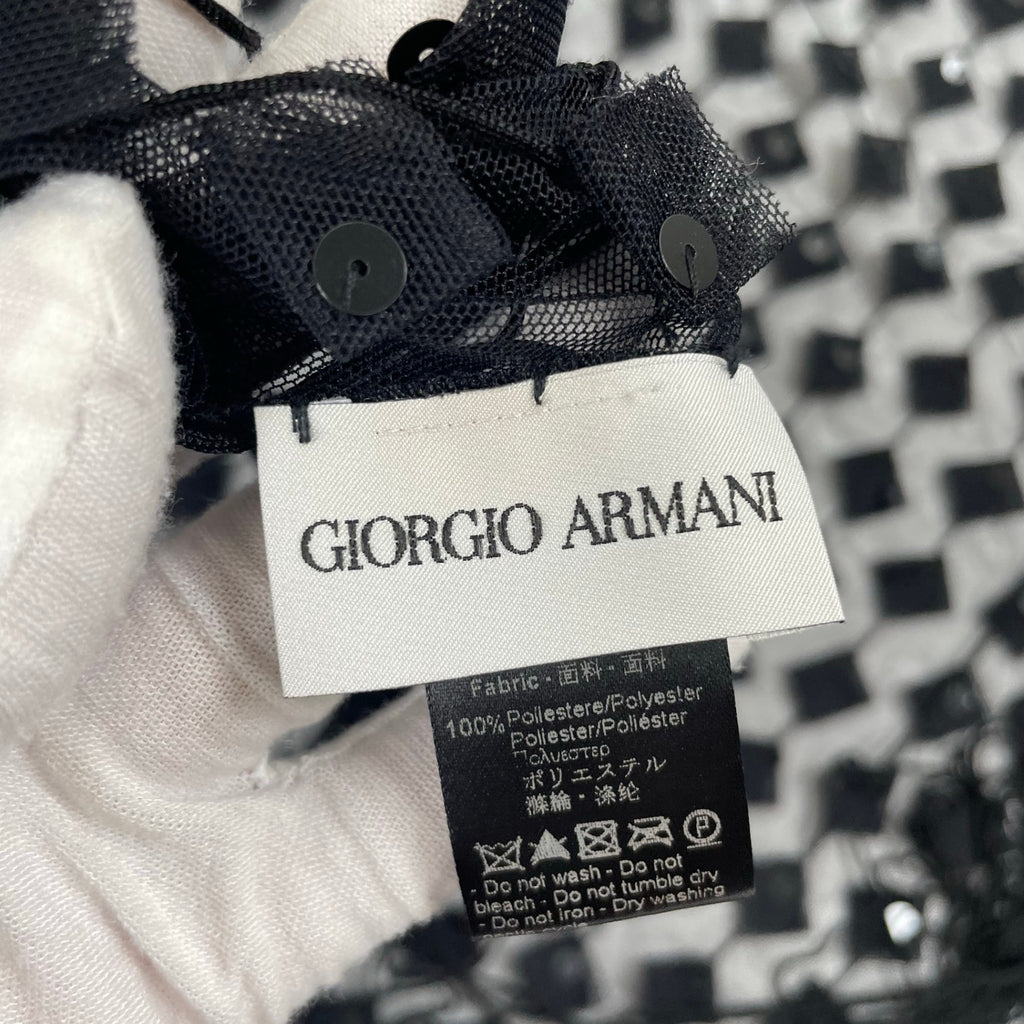 GIORGIO ARMANI / メッシュ×フリンジ サンカクストール 参考定価：60,000程度