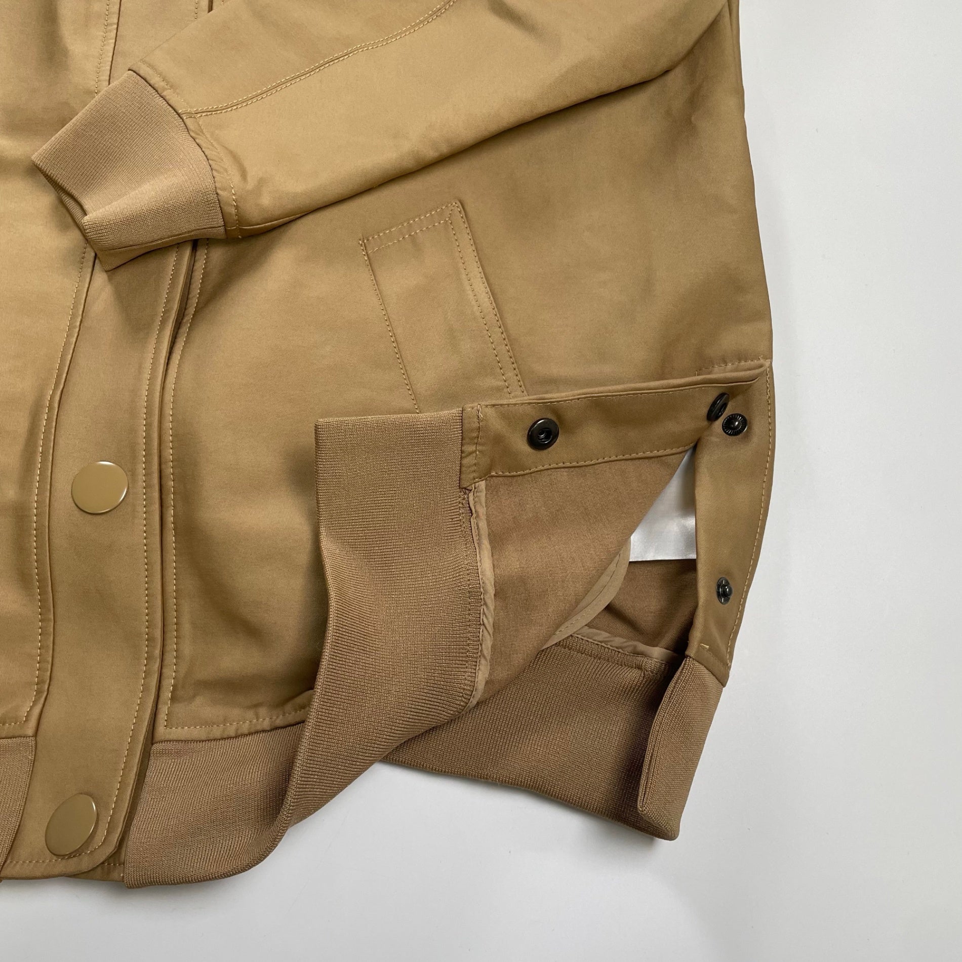 ARMANI EXCHANGE アルマーニ エクスチェンジ / ドラゴン刺繍ジャケット ブルゾン 参考定価：32,000程度 SIZE:M