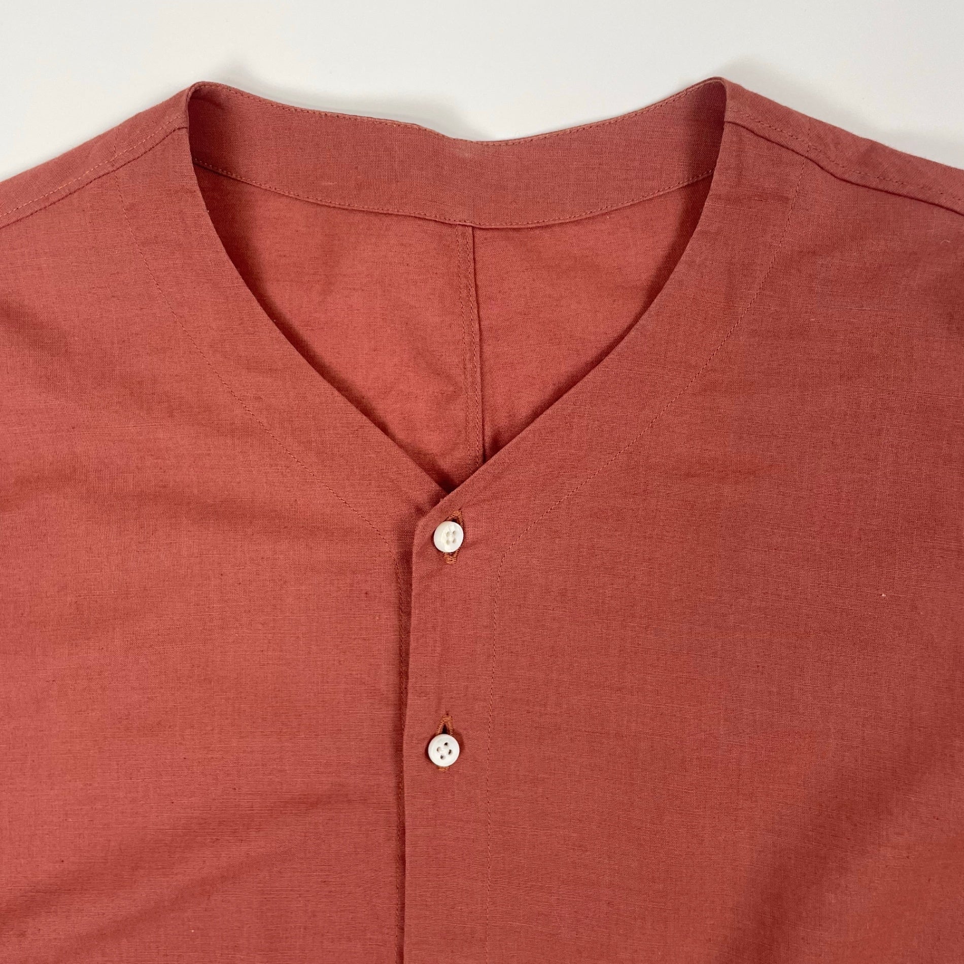 NO CONTROL AIR ノーコントロールエアー / コットンリネンラフボイル Vネックセミワイドシャツ 参考定価：20,000程度 SIZE：S