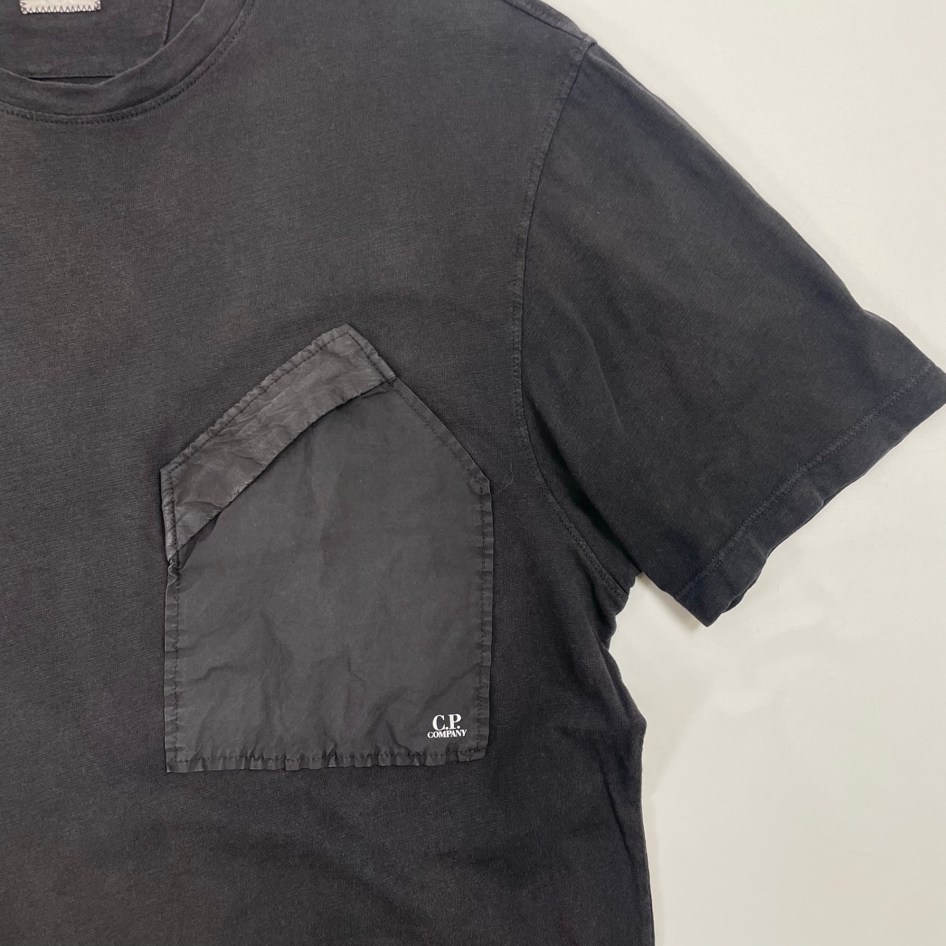 C.P. COMPANY シーピーカンパニー / ジップポケットフェードTEE イタリア製 SIZE:M