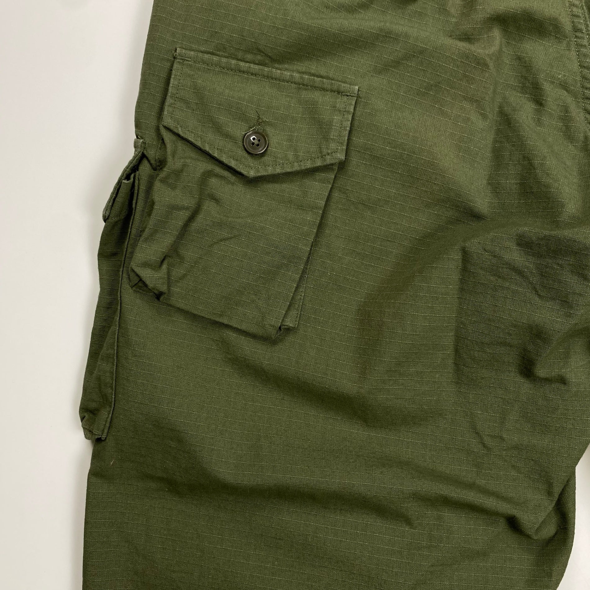 ENGINEERED GARMENTS × BEAMS PLUS / 別注 BDU 3/4 Shorts カーゴ パンツ SIZE:M 参考定価：43,000+tax