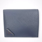 PRADA / 三角プレート 2つ折りサフィアーノウォレット 極美品 参考定価：90,000+tax