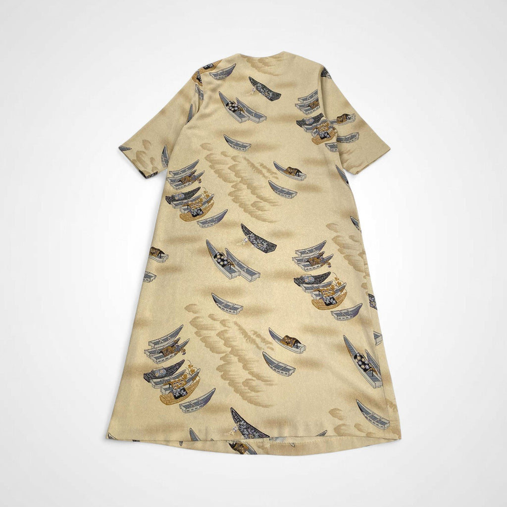 詩仙堂 BY HITOSHI TAMURA / 日本画 舟柄 ちりめん ワンピース くるみボタン 日本製 参考定価：35,000程度