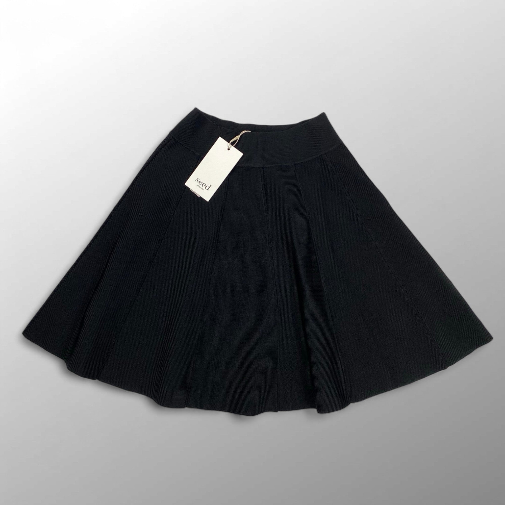 seed HARITAGE シード ヘリテージ / ニットミニスカート ブラック オーストラリア発 参考定価：12,000程度