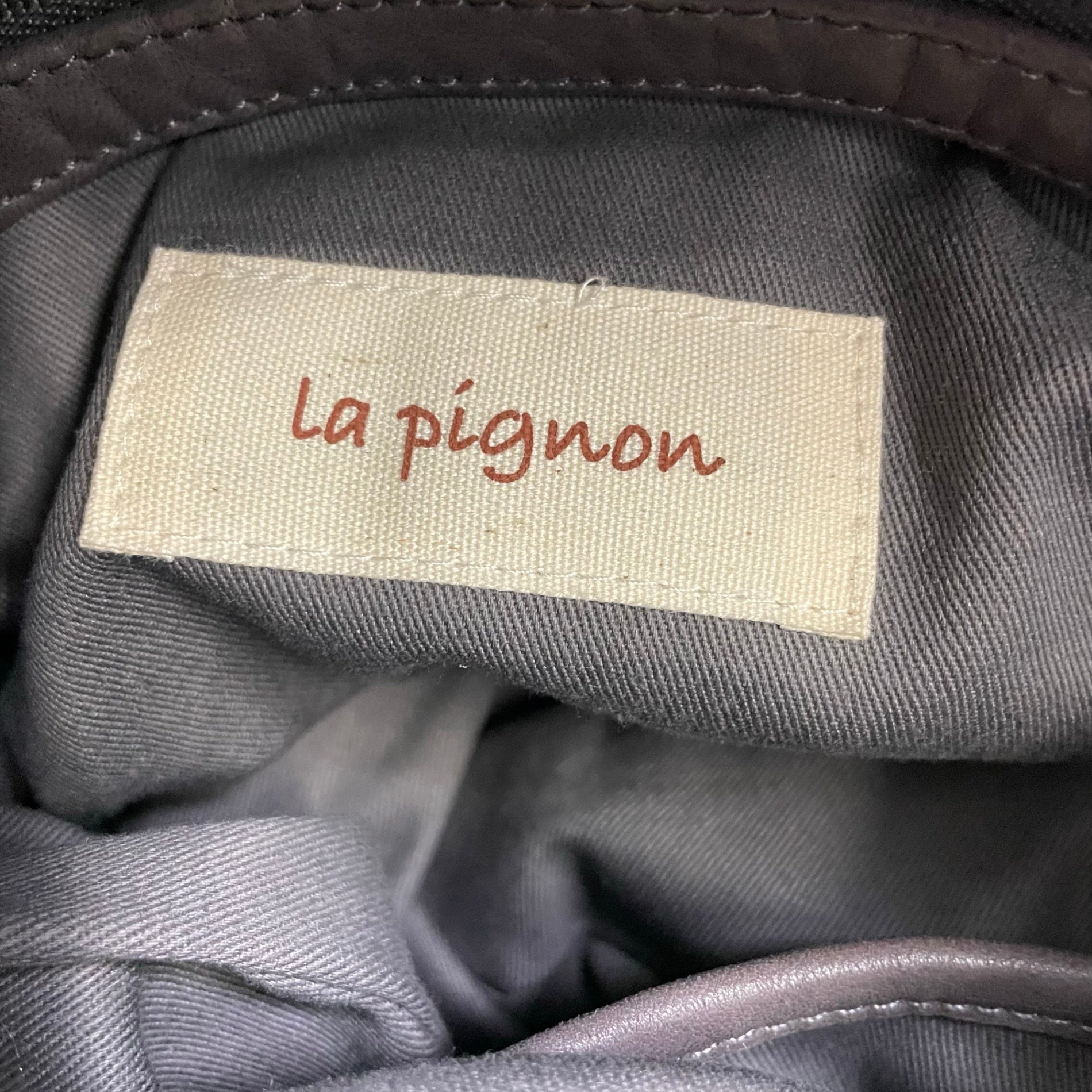 La pignon / ギャザーレザーショルダーバッグ グレー