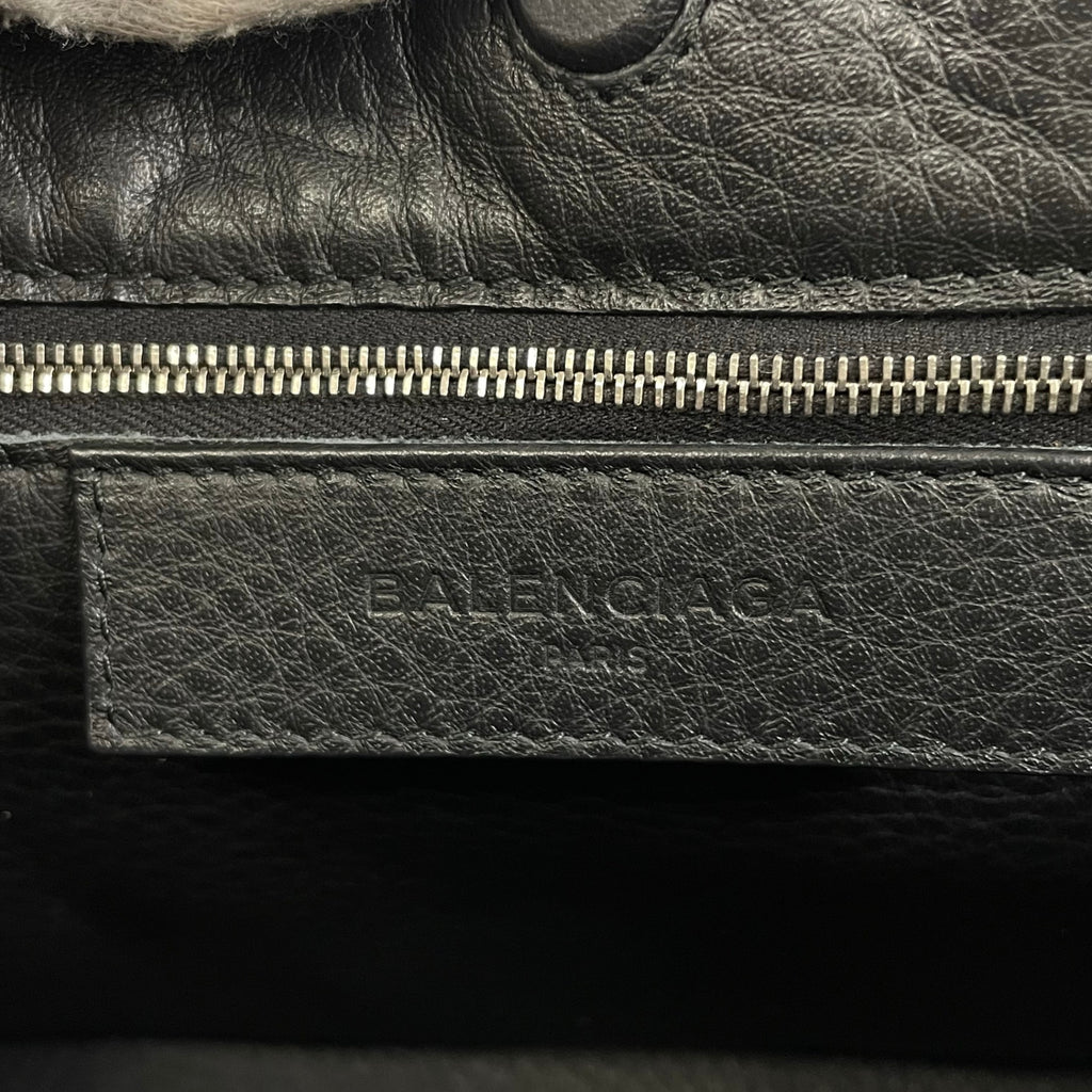BALENCIAGA バレンシアガ / ペーパー A6 2WAYハンドバッグ 参考定価：200,000程度