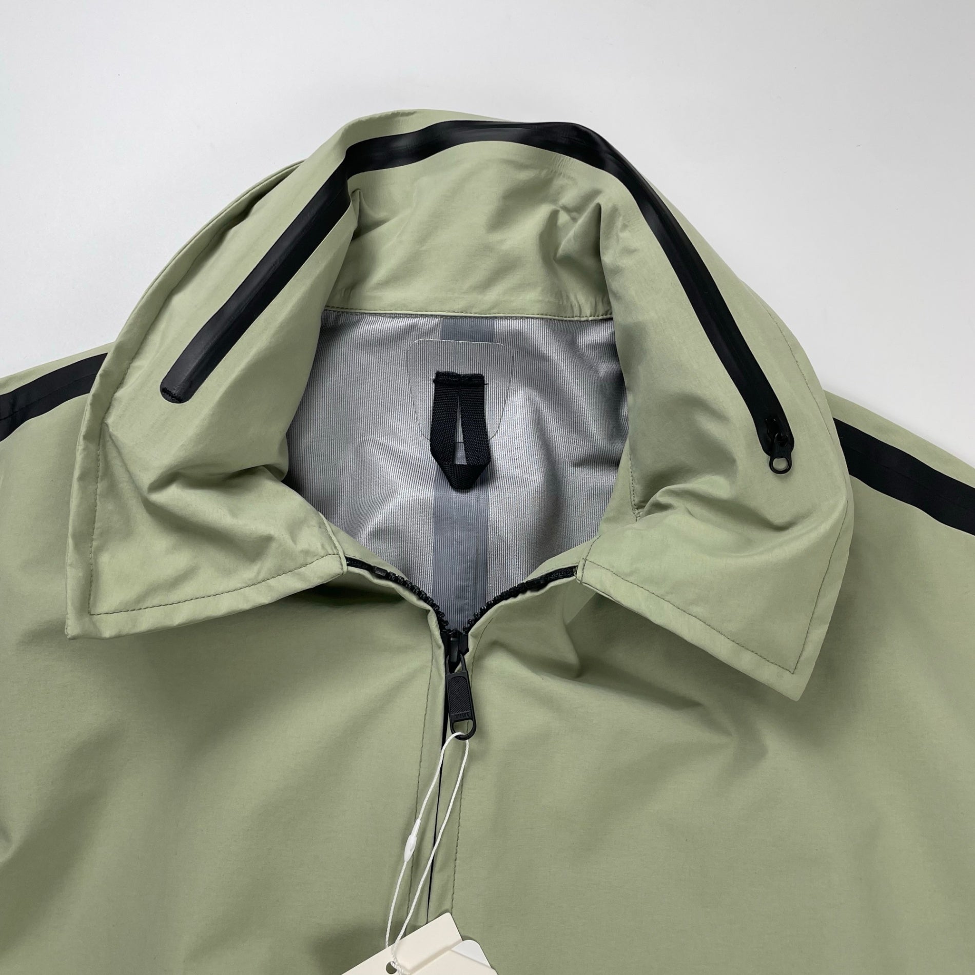 UNUSED アンユーズド / Nylon Coat US2351 未使用 参考定価：64,000+tax SIZE:2