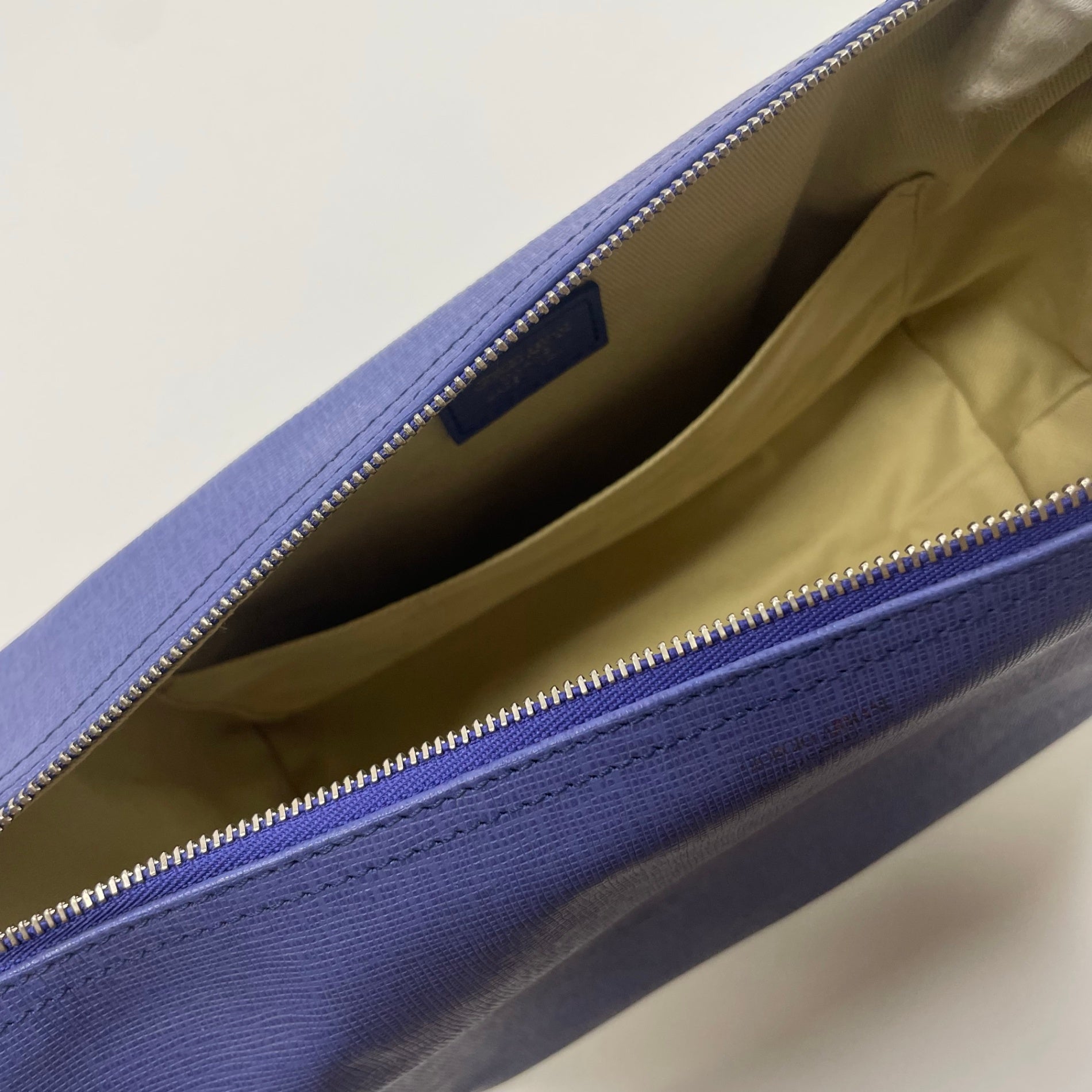 GIORGIO ARMANI ジョルジオ アルマーニ / PORTA TRUCCHI SAFFIANO トラベルポーチ タグ付 参考定価：120,000程度