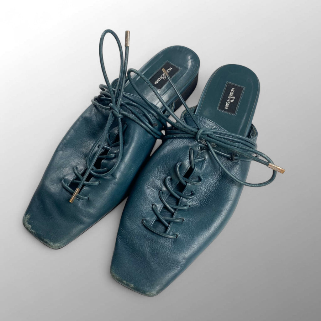 SYU.HOMME/FEMM シュウ オムフェム / Sneak mule レザー ミュール サンダル 参考定価：60,000程度 SIZE:26-26.5程度