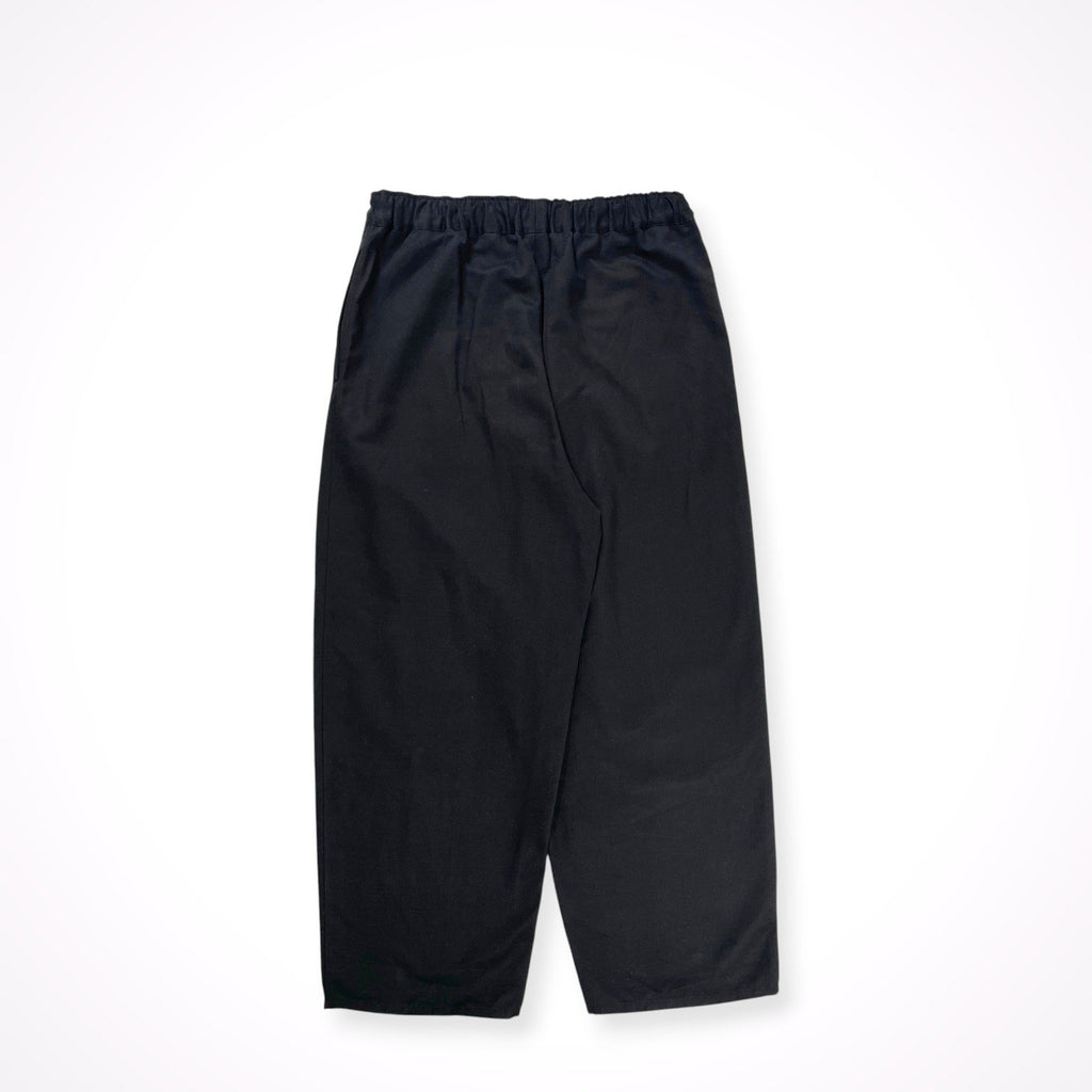 YLEVE / COTTON HEMP SLAB EASY TR 参考定価：29,000+tax SIZE：4