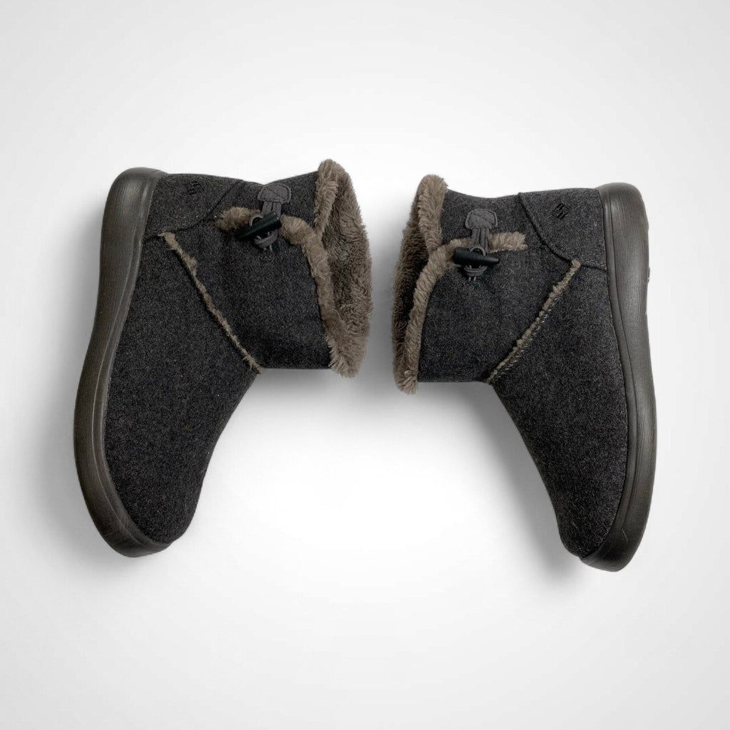 Columbia コロンビア / BAREFOOT MOUNTAIN ブーツ 参考定価：11,000+tax SIZE:24cm