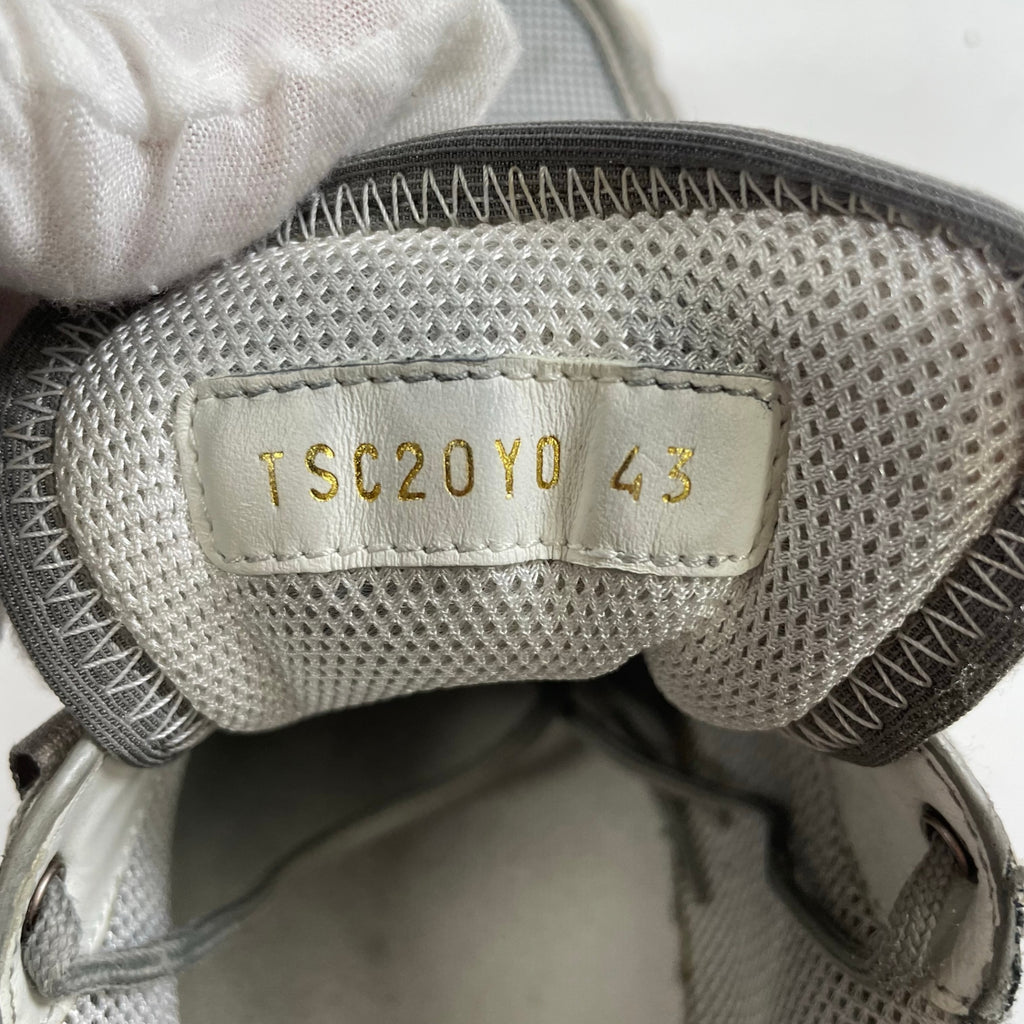 VALENTINO × UNDERCOVER / コラボスニーカー 参考定価：110,000程度 SIZE:43