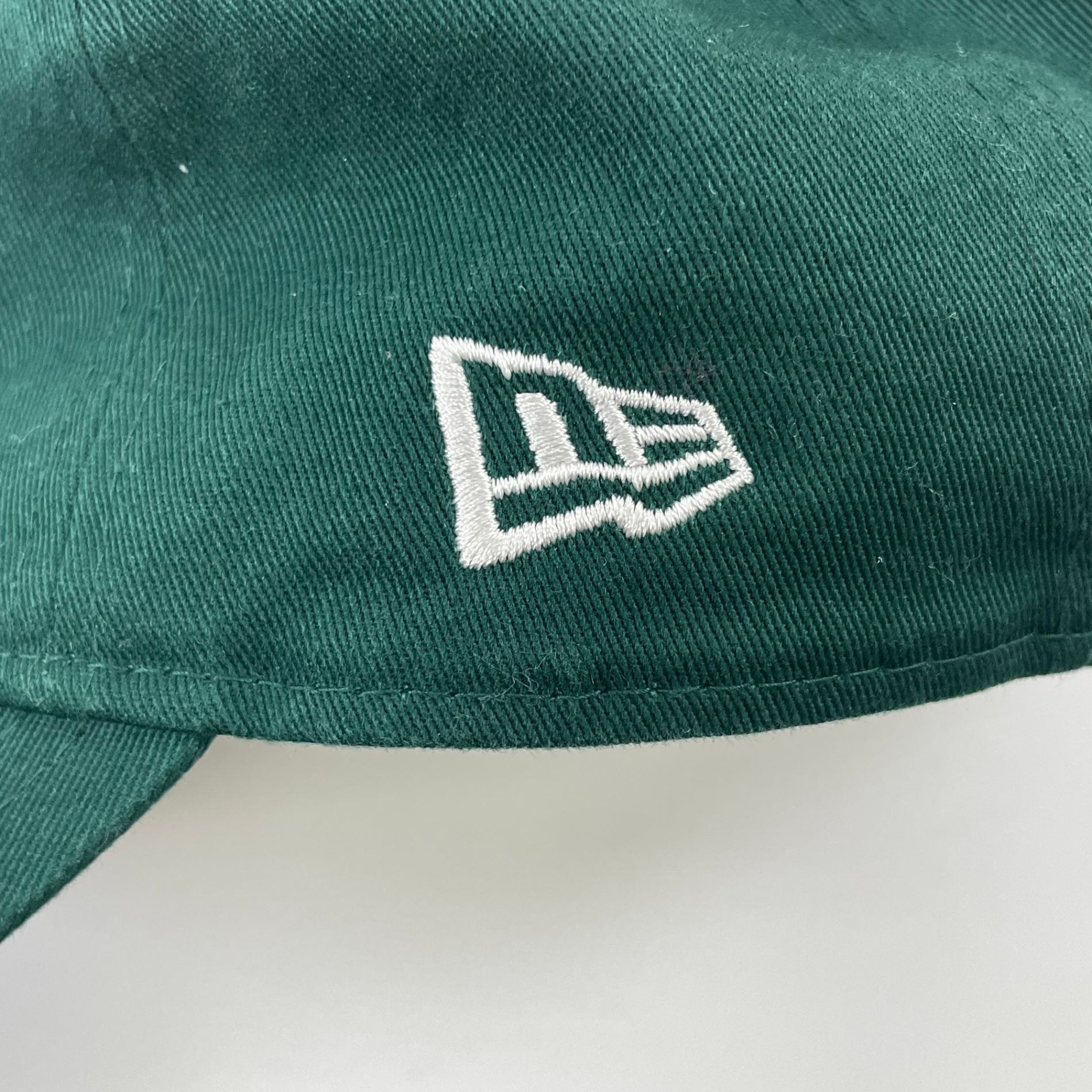 NEW ERA × BEAMS / 「B」ロゴキャップ グリーン