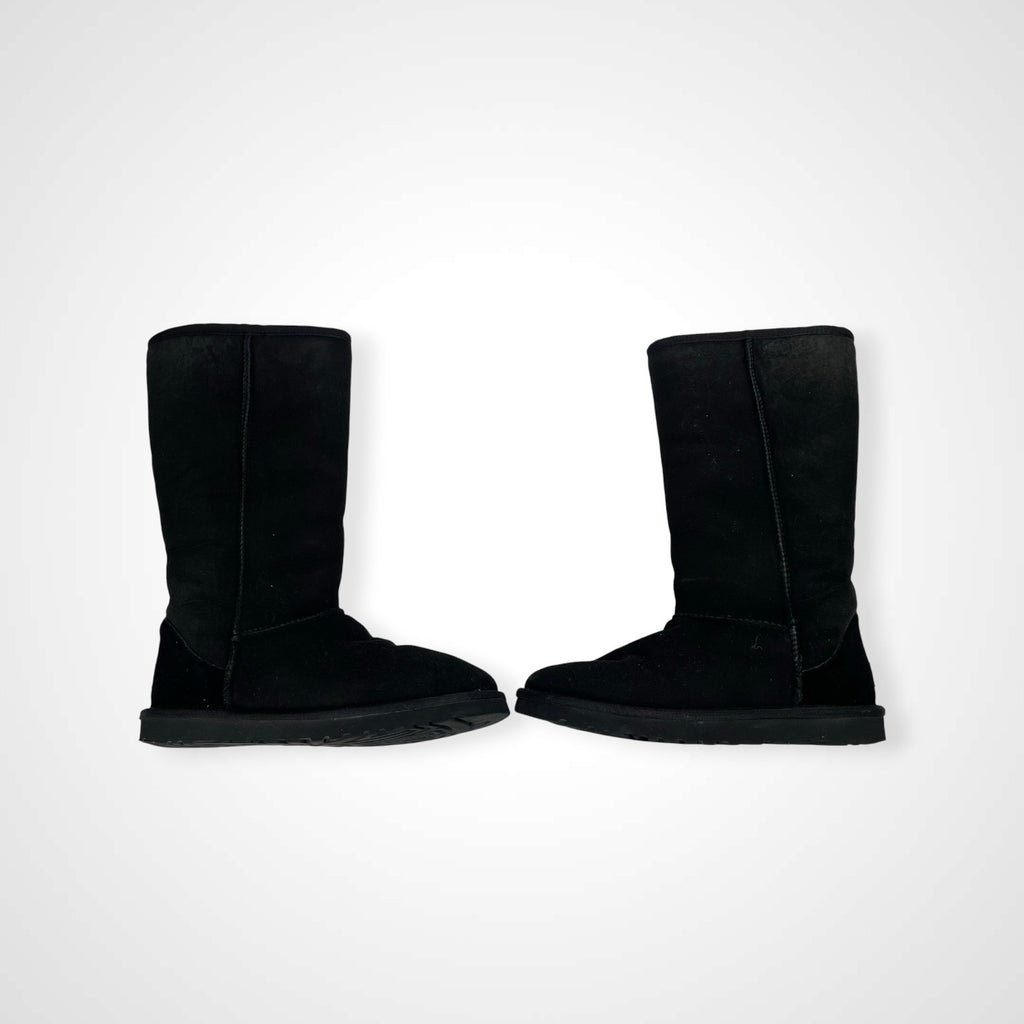 UGG アグ / CLASSIC TALL ムートンブーツ ブラック 参考定価：30,000程度 SIZE:23.5cm