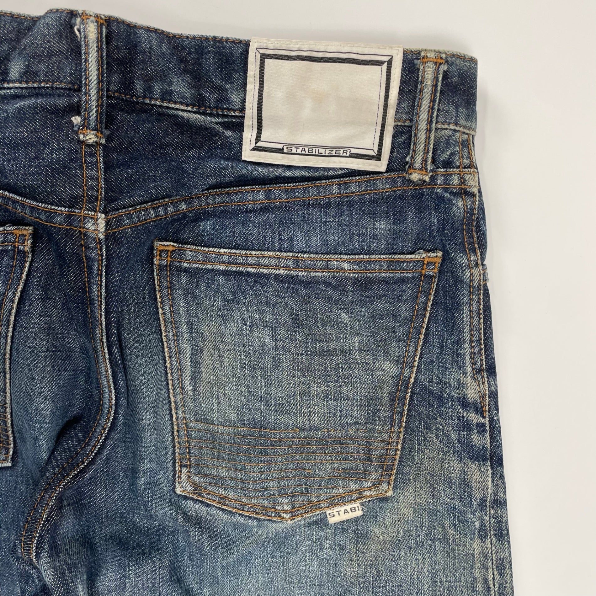 stabilizer gnz スタビライザージーンズ / セルビッジデニムパンツ 鬼ヒゲ 参考定価：30,000程度 SIZE：30