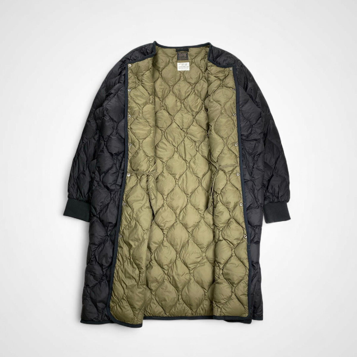 TAION タイオン / ミリタリー オーバーサイズクルーネック ダウンコート ブラック×オリーブ SIZE:XXXL