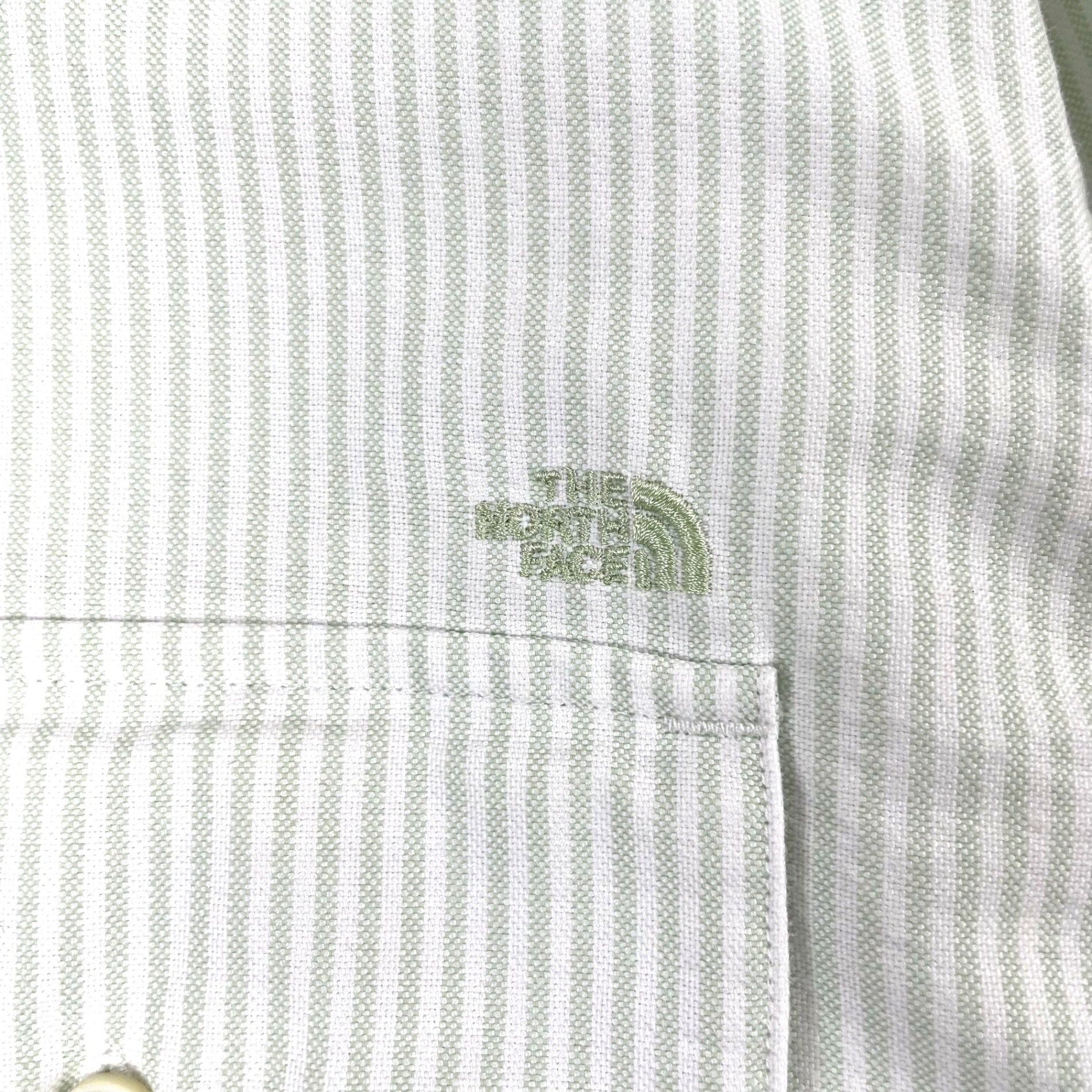 THE NORTH FACE PURPLE LABEL / Cotton Polyester Stripe OX B.D. Shirt 参考定価：19,000+tax SIZE：M