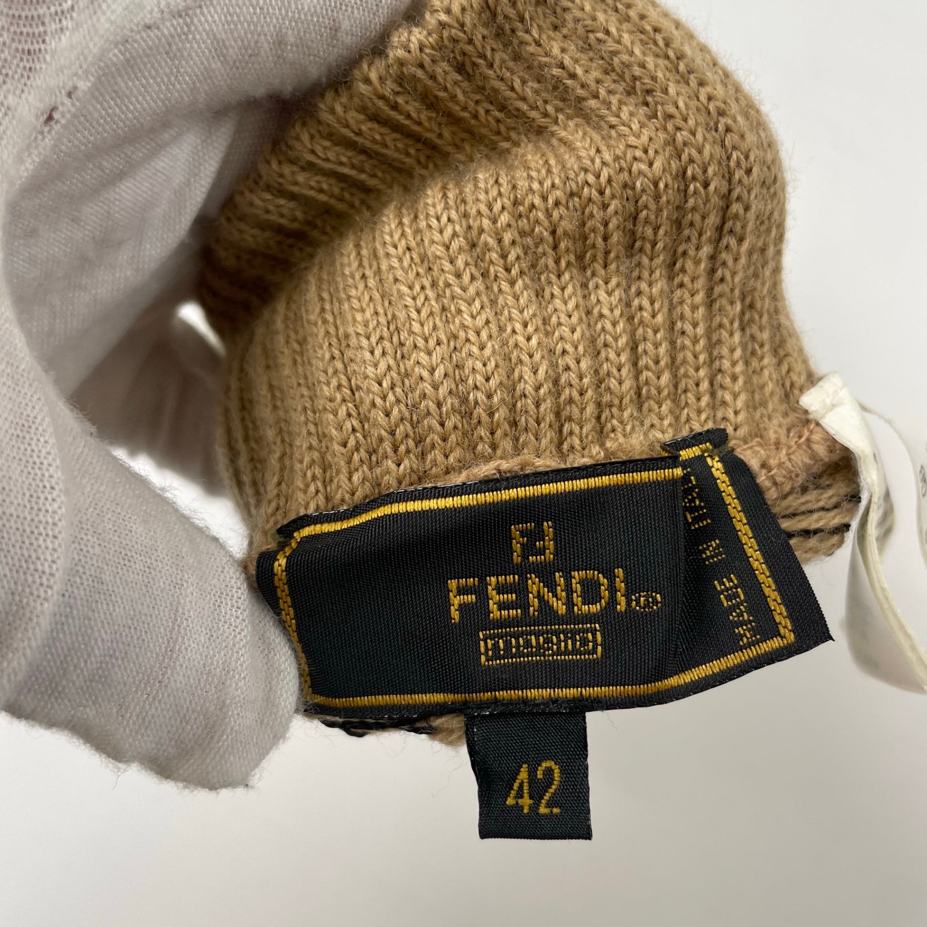 FENDI / チェック柄ニットグローブ 参考定価：45,000程度
