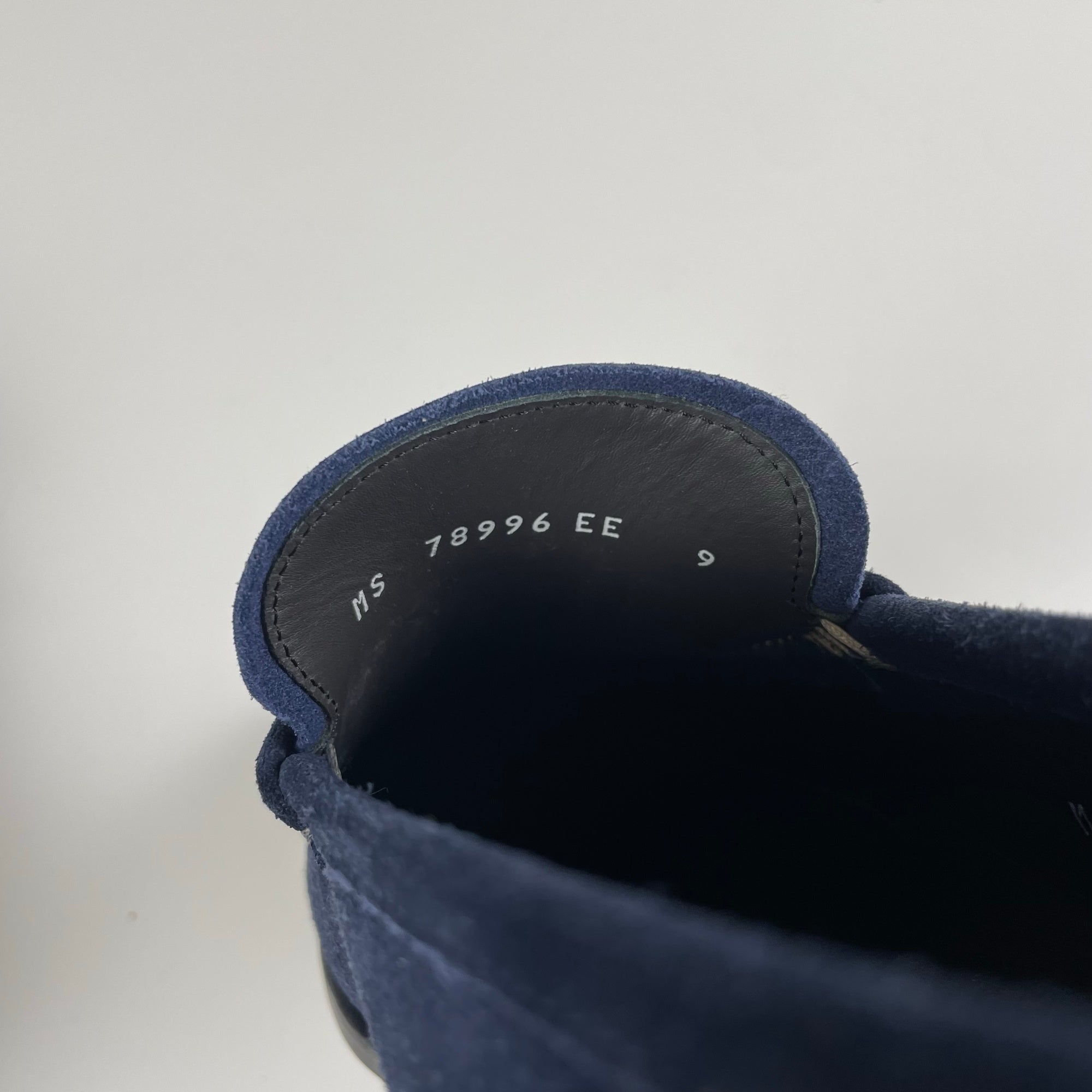 SALVATORE FERRAGAMO サルバトーレ フェラガモ / スウェードローファー ネイビー 極美品 参考定価：70,000程度 SIZE：9(27cm程度)