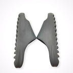 YEEZY × ADIDAS / Yeezy Slide グレーブラック SIZE：US8(26.5cm程度)