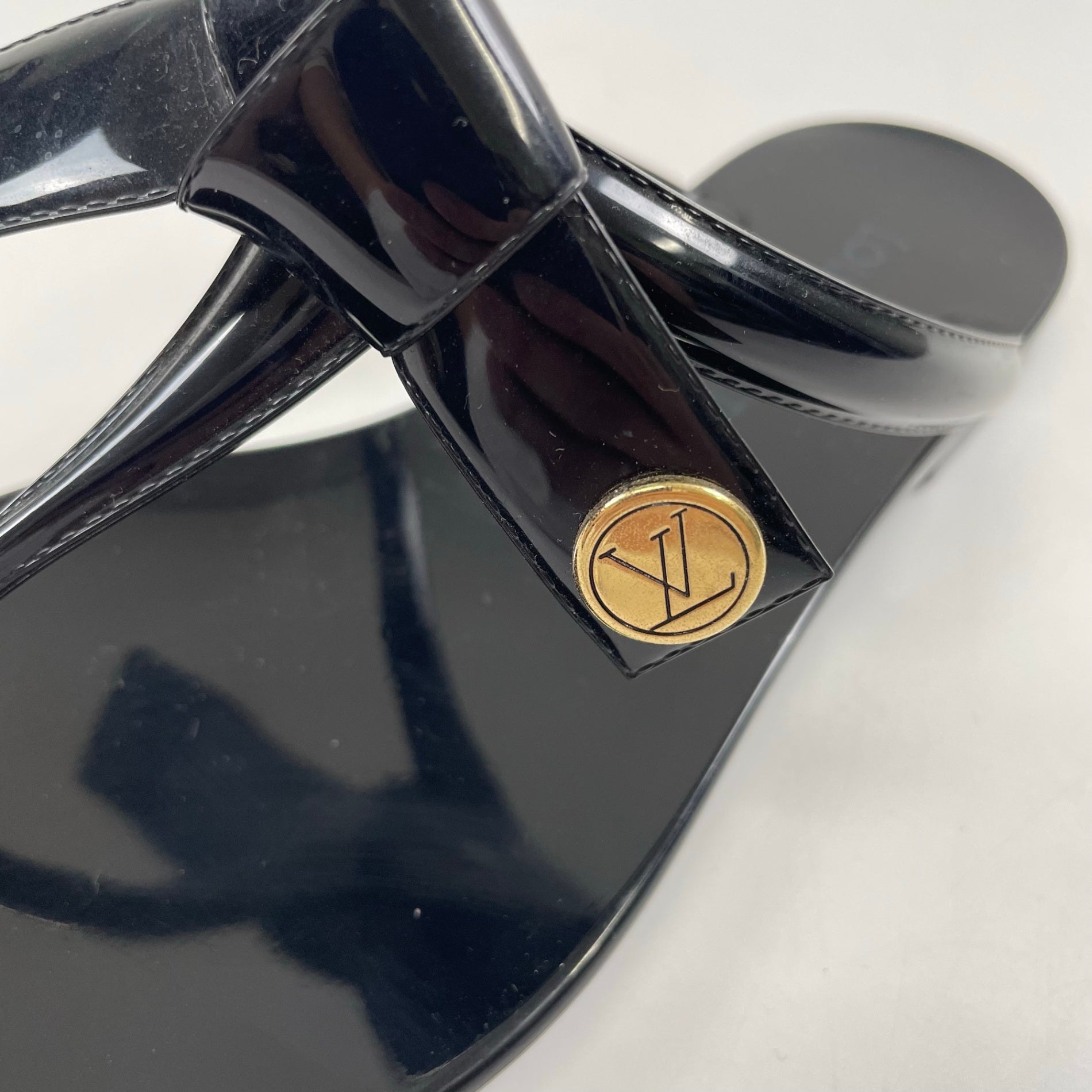 LOUIS VUITTON / シースターライン ラバーリボンサンダル 参考定価：70,000程度 SIZE：34