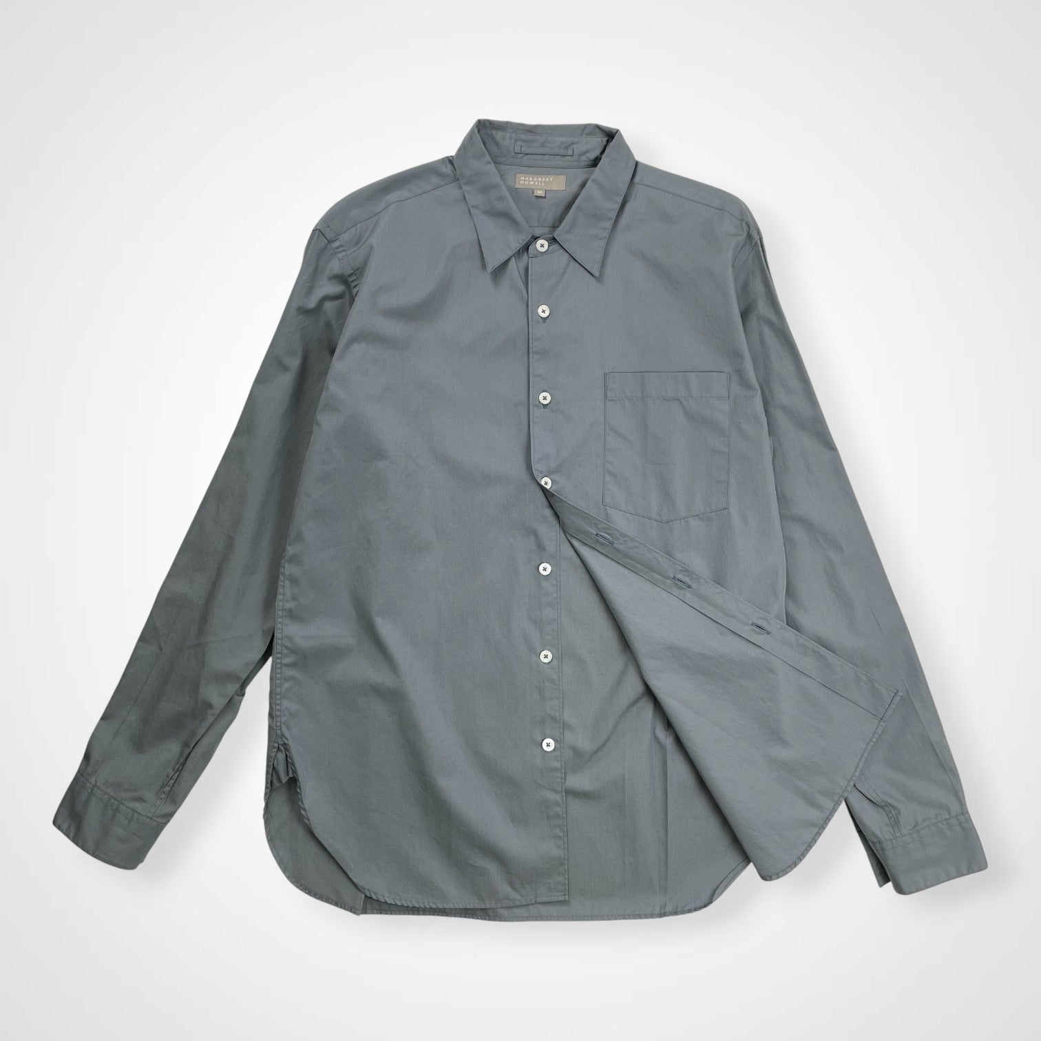 MARGARET HOWELL マーガレットハウエル / コットン ベーシックソリッドシャツ ブルーグレー 参考定価：20,000程度 SIZE：M