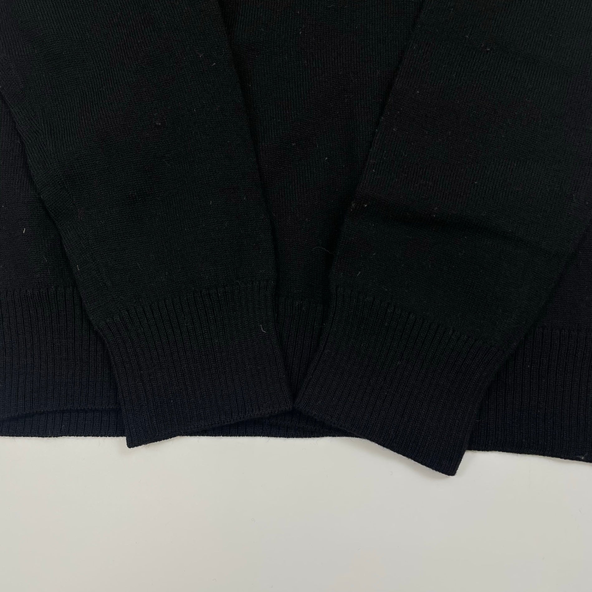 BURBERRY BLACK LABEL バーバリーブラックレーベル / ワンポイントVネックニット 参考定価：25,000程度 SIZE:2