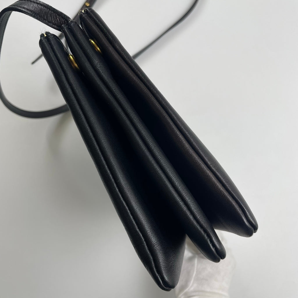 CELINE セリーヌ / トリオラージ ショルダーバッグ ブラック  フィービー期 参考定価：150,000+tax
